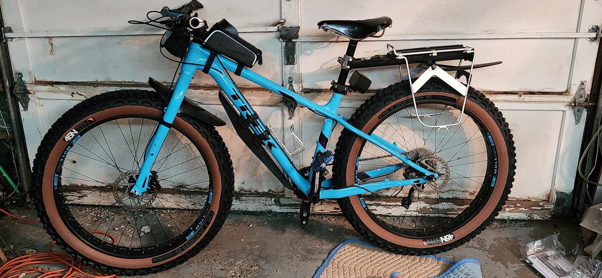 ROCK BROS Bike/Bicycle Phone Front Frame Bag, Waterproof, Tube Bag, Cycling Pouch, Bike Accessories for Men Compatible Phone Under 7