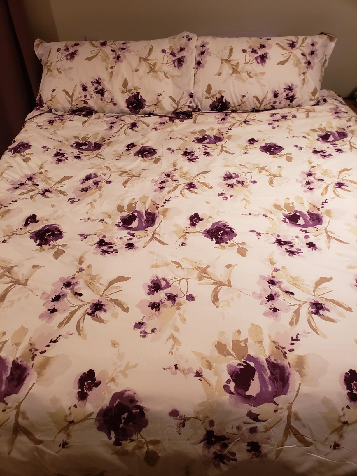 Mellanni Duvet Cover Set - 5 PC Iconic Collection Bedding Set - Hotel Luxury, Extra Soft & Cooling - Microfiber - Button Closure and Corner Ties (Queen, White) - Customer Photo 2