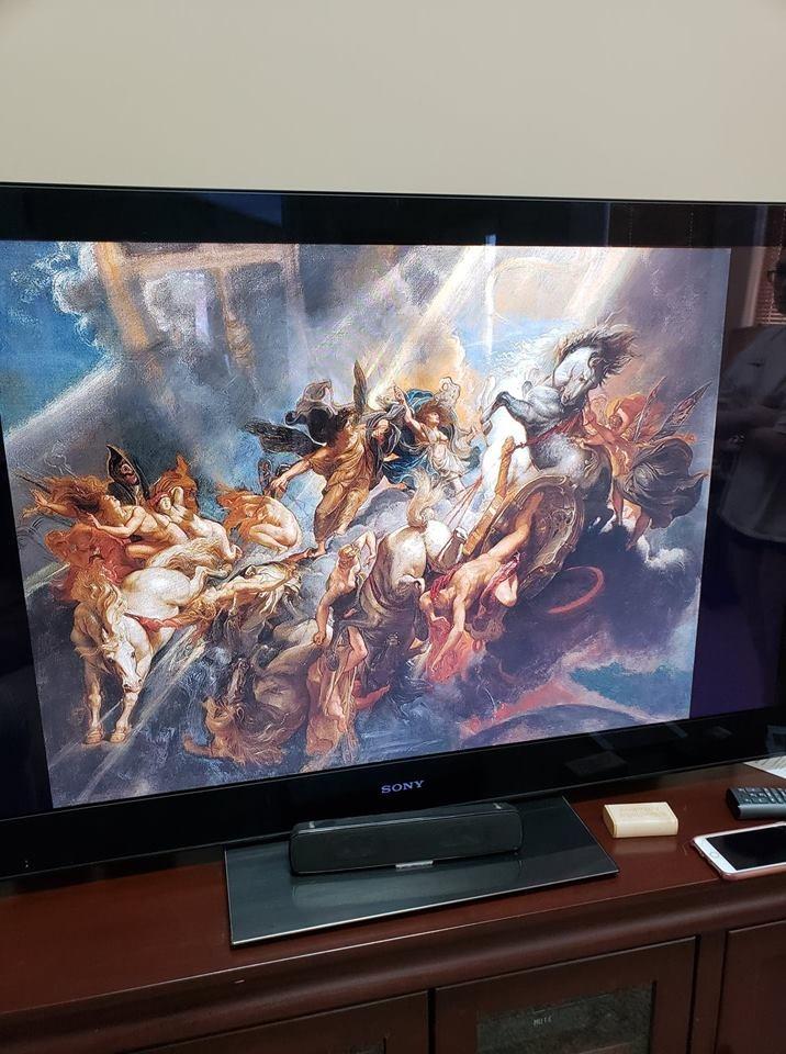 BillionDollarArtGallery® Transform your TV Into Wall Art | Display 500 Of The World's Most Iconic Paintings - Customer Photo 2