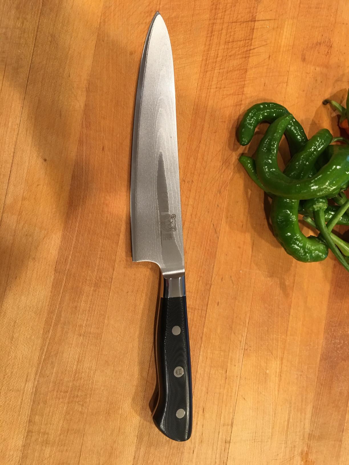 KUMA Professional Damascus Knife - 8 Inch Japanese Chef Knife, AUS10 Core - Corrosion And Stain Resistant - G10 Handle & Sheath Made Of Hardened Carbon steel - Customer Photo 2