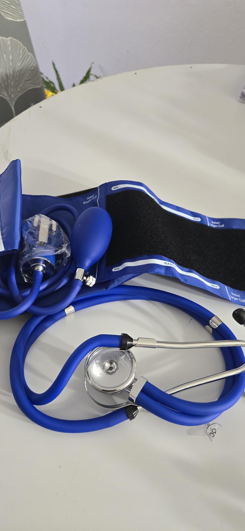 ASA TECHMED Nurse EMT Starter Pack Stethoscope, Blood Pressure Monitor and Trauma 7.5