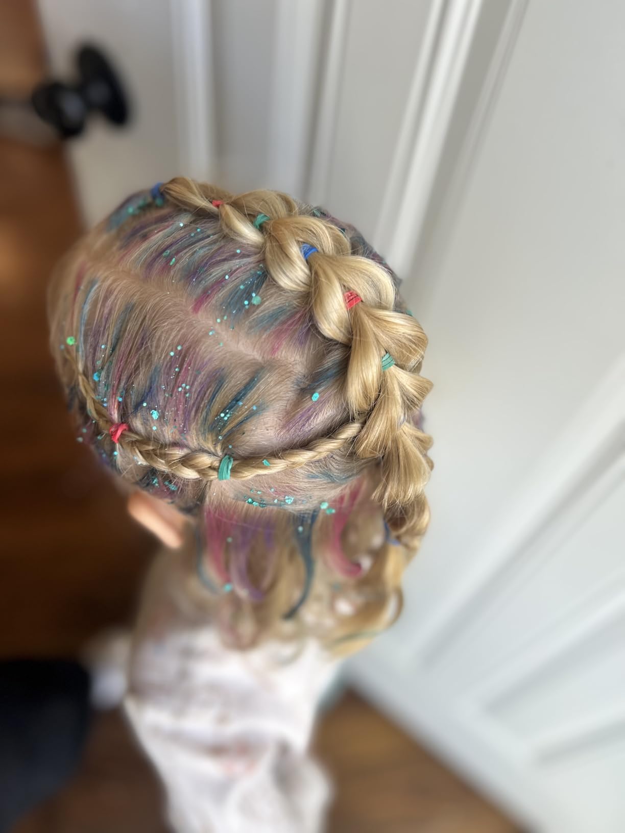 Desire Deluxe - Girls Gifts Hair Chalk 10 Temporary Non-Toxic Easy Washable Hair Dye Colourful Pens - Customer Photo 0