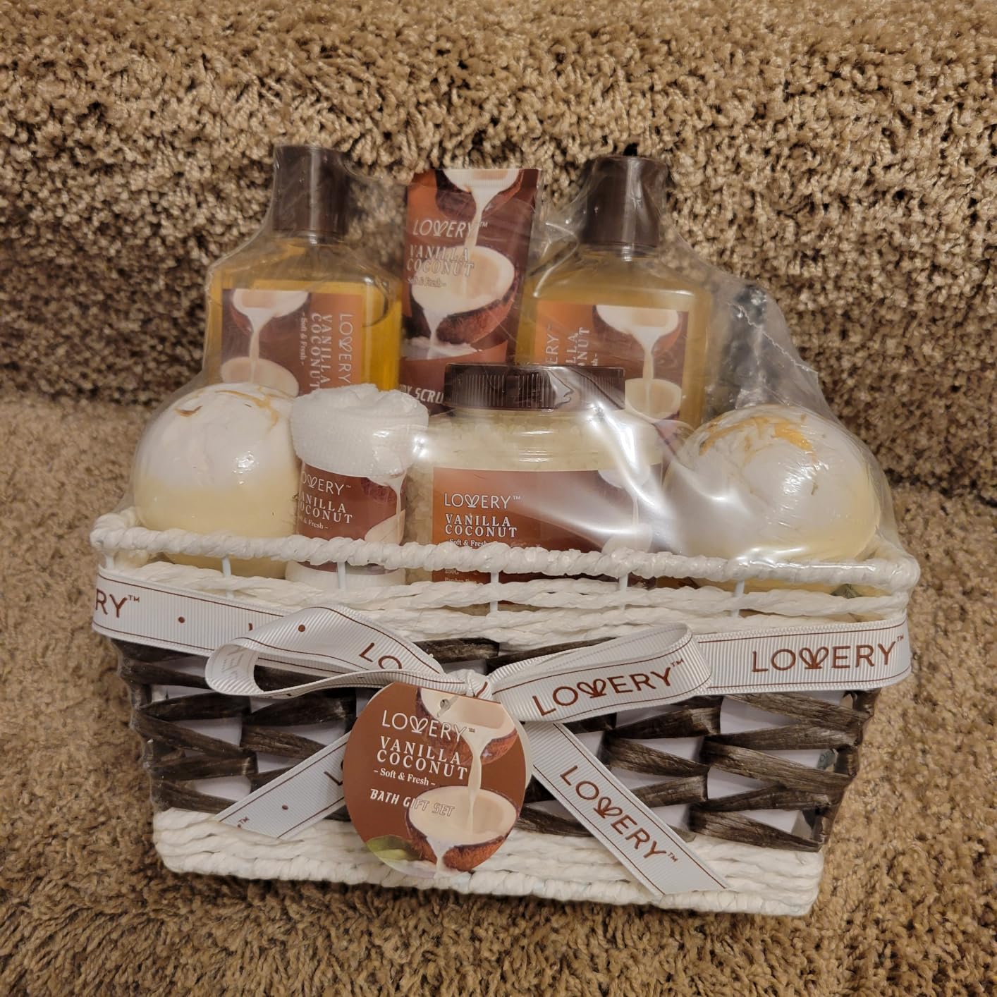Gifts For Women Gift Basket for Women– 9 Piece Christmas Gifts Set of Vanilla Coconut Home Spa Set, Luxurious Holiday Bath and Body Sets Includes Fragrant Lotions, Extra Large Bath Bombs, Coconut Oil - Customer Photo 1