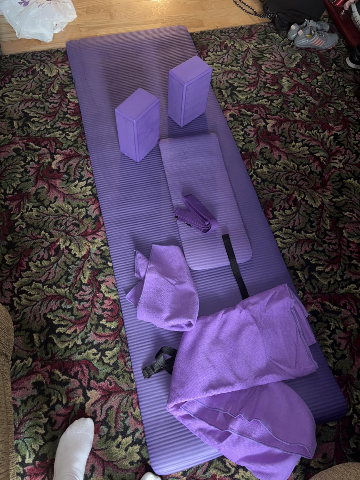 BalanceFrom 7-Piece Yoga Set with 71x24x0.5 Inches Extra Thick Mat and Carrying Sling – Includes 2 Blocks, Stretch Strap, 2 Towels, and Knee Pad for Home, Studio, and Gym Workouts - Customer Photo 1