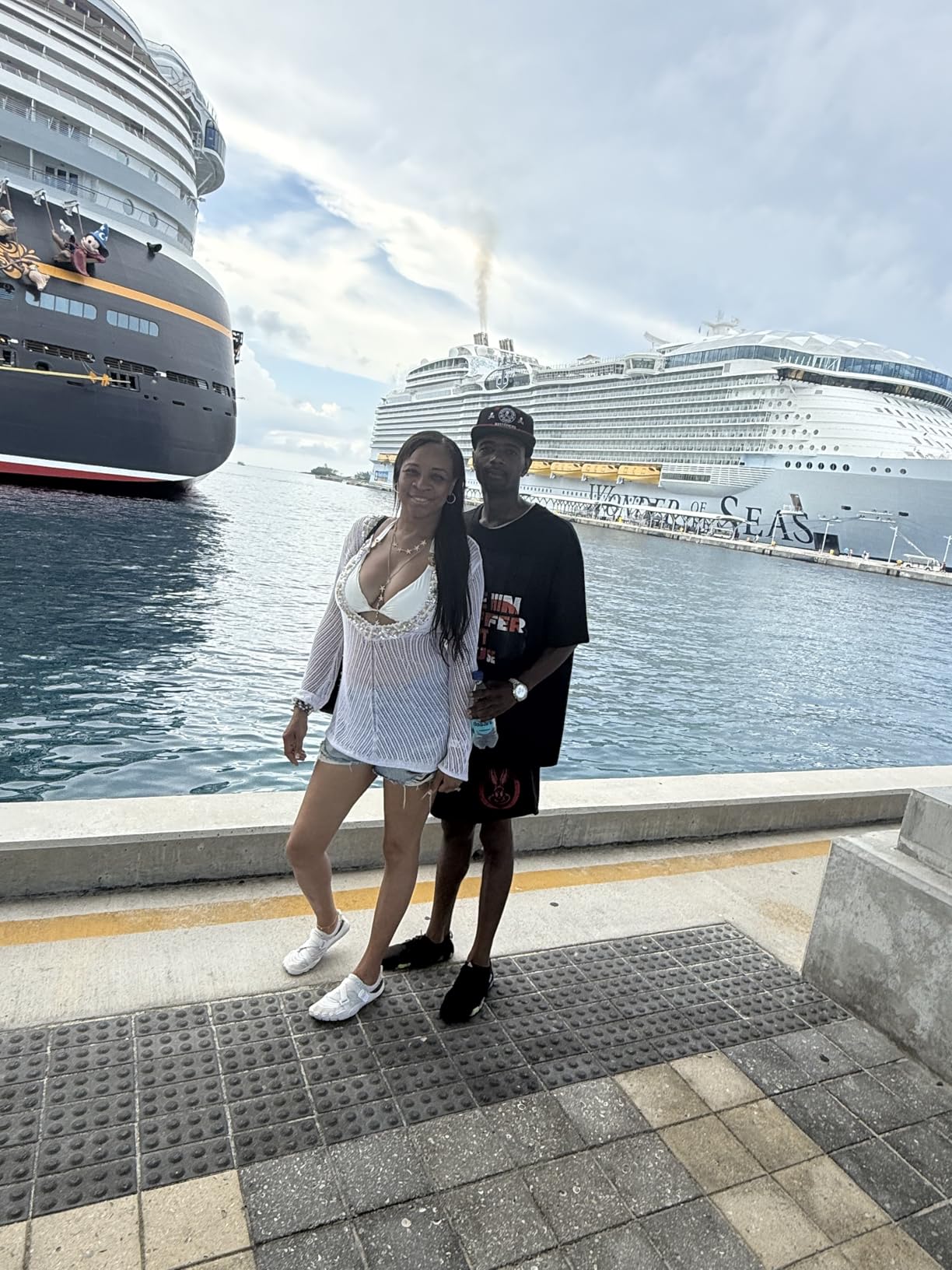 SIMARI Water Shoes for Women Men - Barefoot Quick-Dry Aqua Socks | Lightweight Swim Shoes for Surfing, Swimming, Beach Sports, Kayaking, Diving | Non-Slip Design - Customer Photo 2