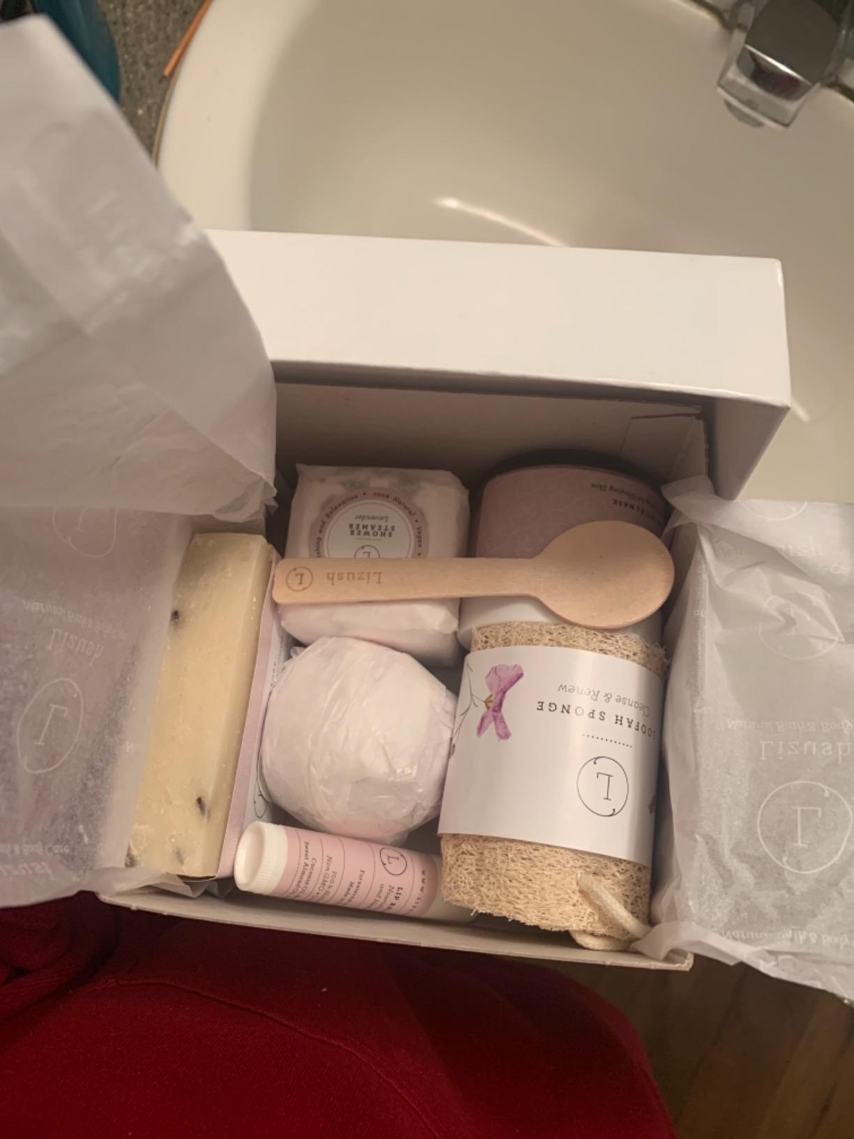 Lizush Luxury Spa Gifts for Women - 9 Piece Lavender Gifts for Her, Gift Baskets, Body Care Set for Mom, Birthday Box For Women, Self Care Spa Kit For Wife - Handmade in the USA - Customer Photo 2