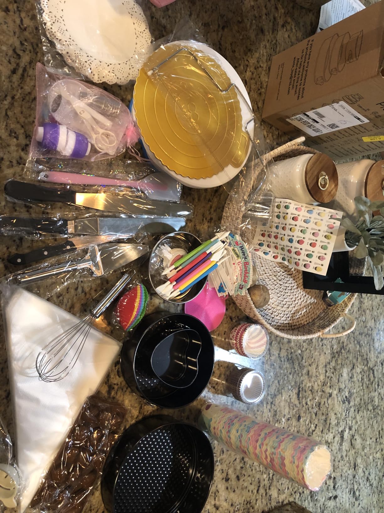 Cake Decorating Kits 567 PCS Baking Set with Springform Pans Set, Rotating Turntable, Decorating Tools, Cake Baking Supplies for Beginners and Cake Lovers - Customer Photo 1