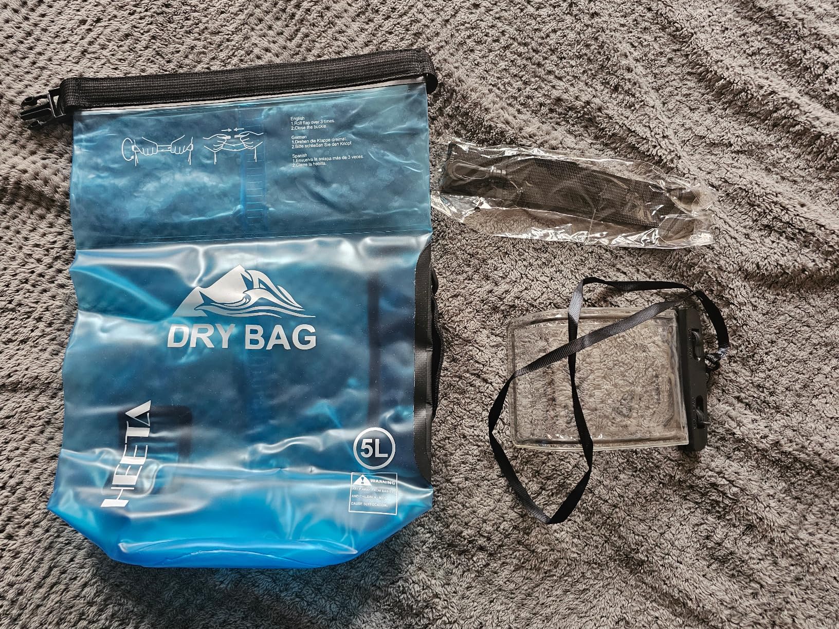 HEETA Dry Bag Waterproof for Women Men, 5L/10L/20L/30L/40L Roll Top Lightweight Dry Storage Bag Backpack with Phone Case for Travel Swimming Boating Kayaking Paddle Board Camping Beach Accessories - Customer Photo 2