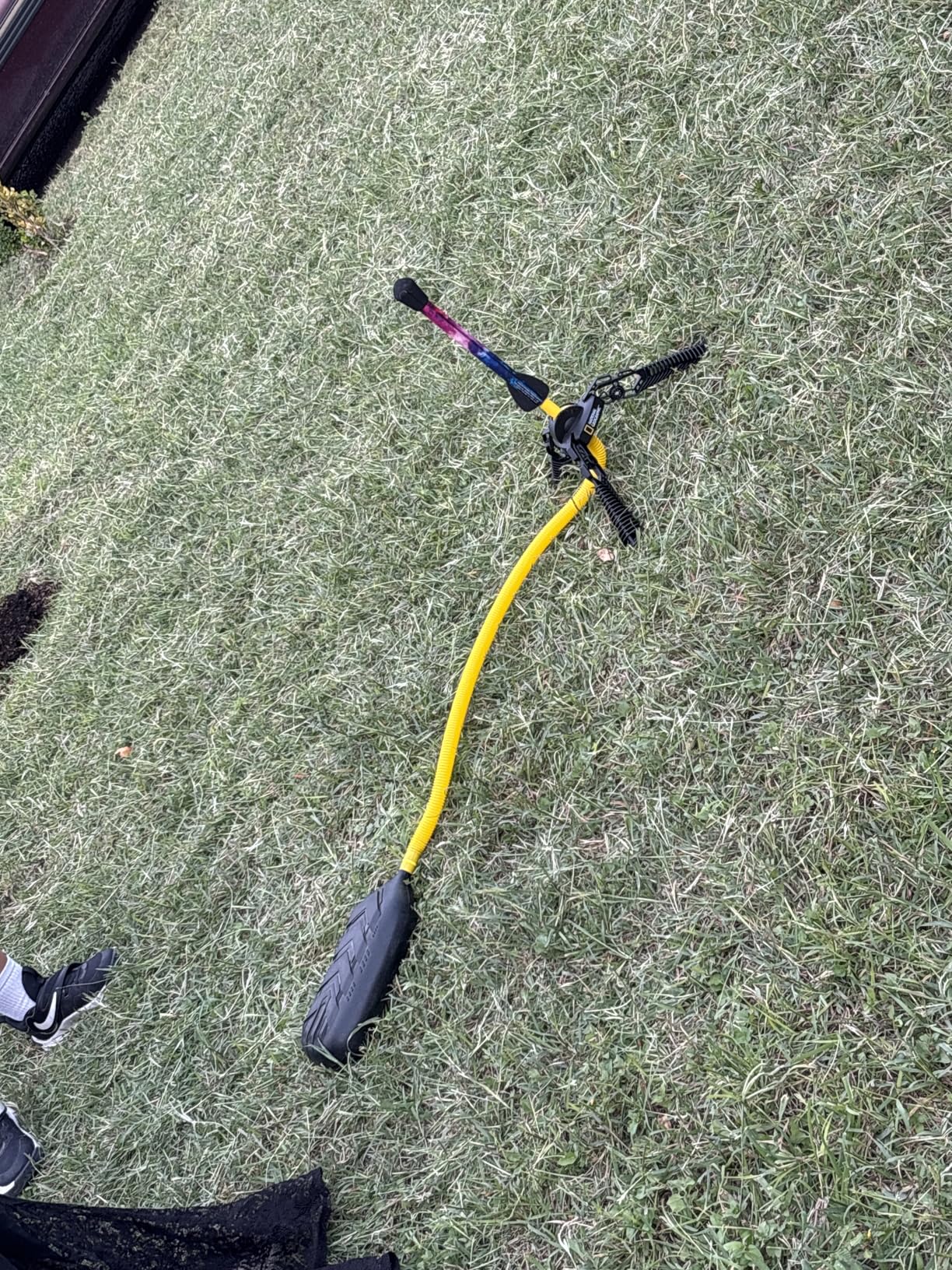 NATIONAL GEOGRAPHIC Air Rocket Toy – Ultimate LED Rocket Launcher for Kids, Jump and Launch The Light Up, Air Powered, Foam Tipped Rockets up to 100 Feet - Customer Photo 1