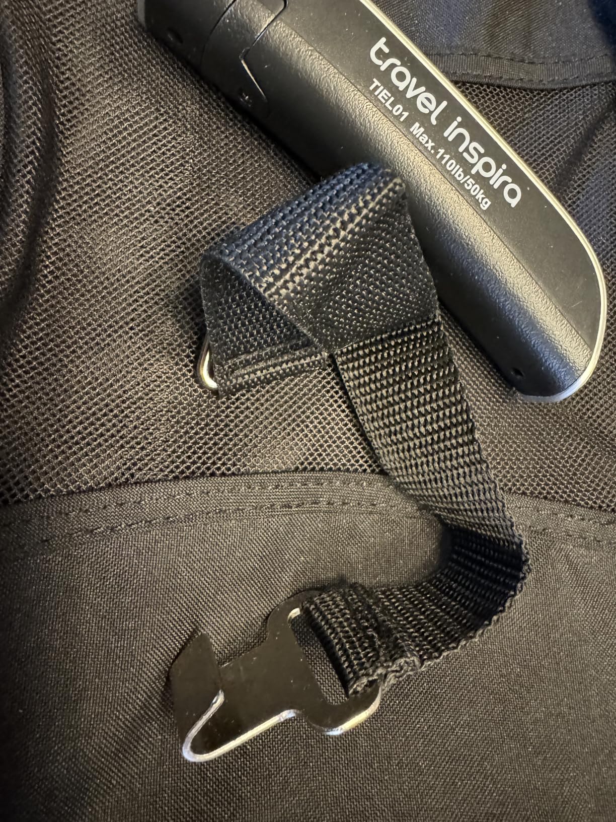 travel inspira Luggage Scale, Portable Digital Hanging Baggage Scale for Travel, Suitcase Weight Scale with Rubber Paint, 110 Pounds, Battery Included - Customer Photo 1