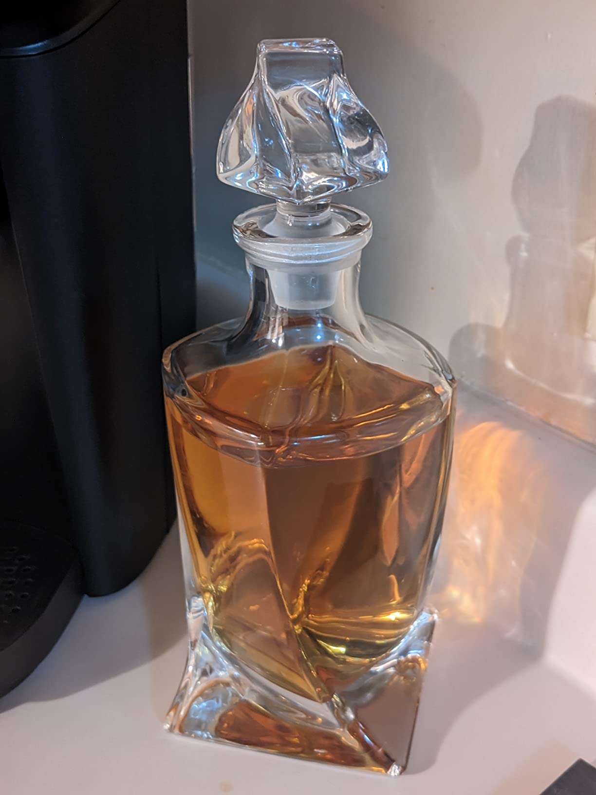 Whiskey Decanter Gift Set for Men – Twisted Bourbon Decanter, 2 Glasses, 2 XL Stainless Steel Whisky Stones - Balls, 2 Slate Coasters, Special Tongs & Freezer Pouch in Pinewood Gift Box - Customer Photo 1