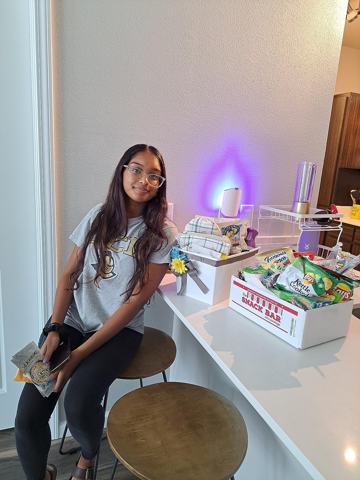 The Snack Bar - Snack Care Package (40 count) - Variety Assortment with American Candy, Fruit Snacks, Gift Snack Box for Lunches, Office, College Students, Road Trips, Holiday Gifts - Customer Photo 2