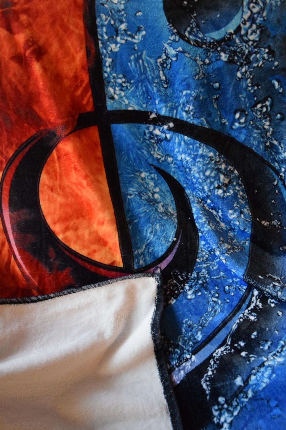 Jekeno Music Note Gifts Blanket for Women Men, Throw Blankets for Teacher Adult Kids Girls Boys Music Lovers Gifts, Decor for Home Bed Couch - Customer Photo 1