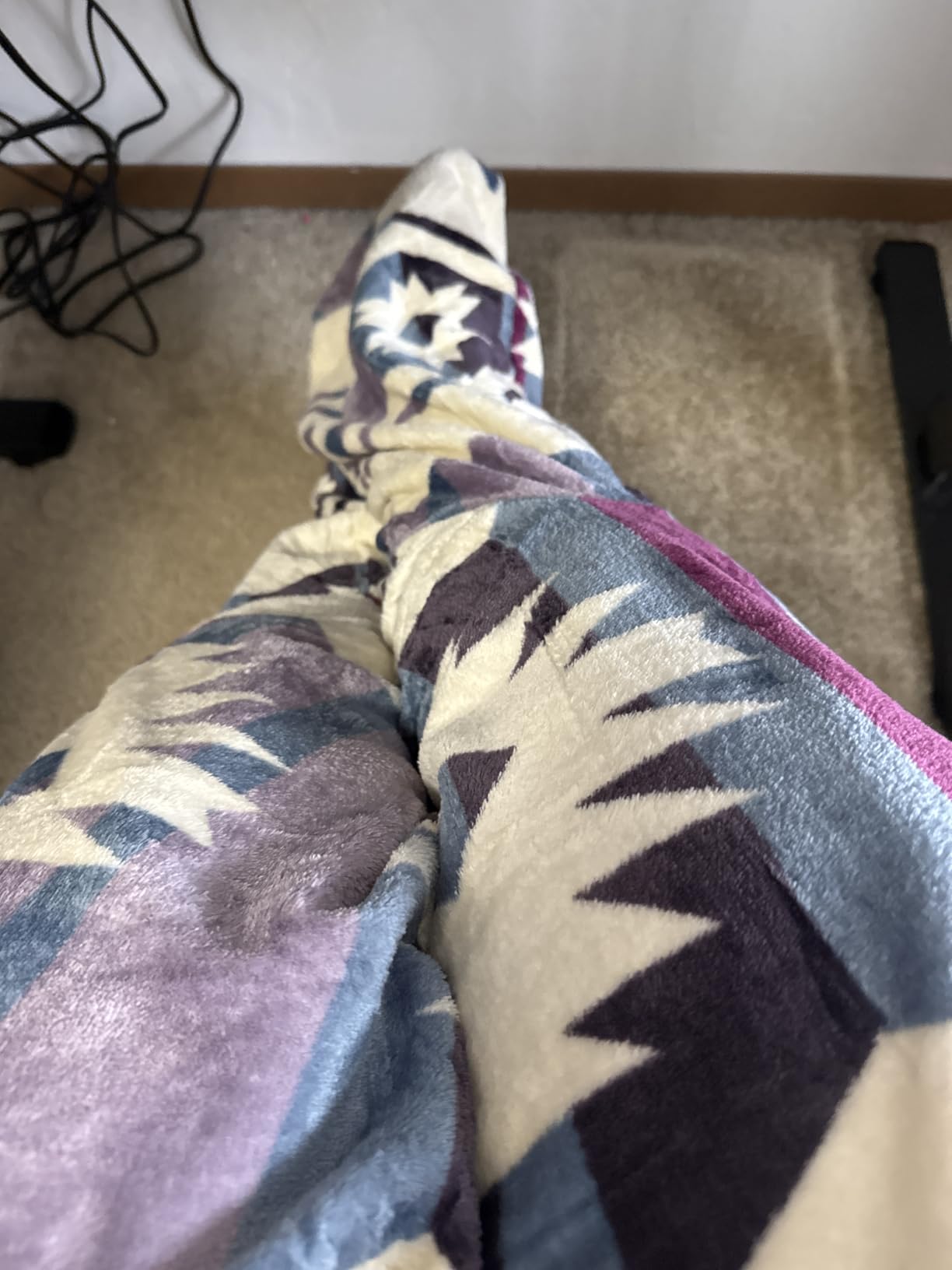 Catalonia Sherpa Wearable Blanket with Sleeves & Foot Pockets for Adult Women Men, Comfy Snuggly Wrap Sleeved Throw Blanket Robe, Gift Idea, Grey - Customer Photo 2