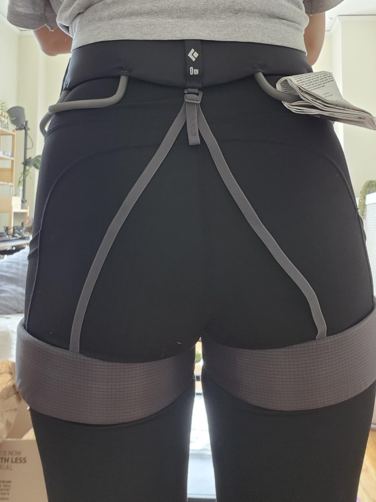 BLACK DIAMOND Men's Momentum Rock Climbing Harness | Adjustable Waist & Leg Loops | Dual Core Construction - Customer Photo 2