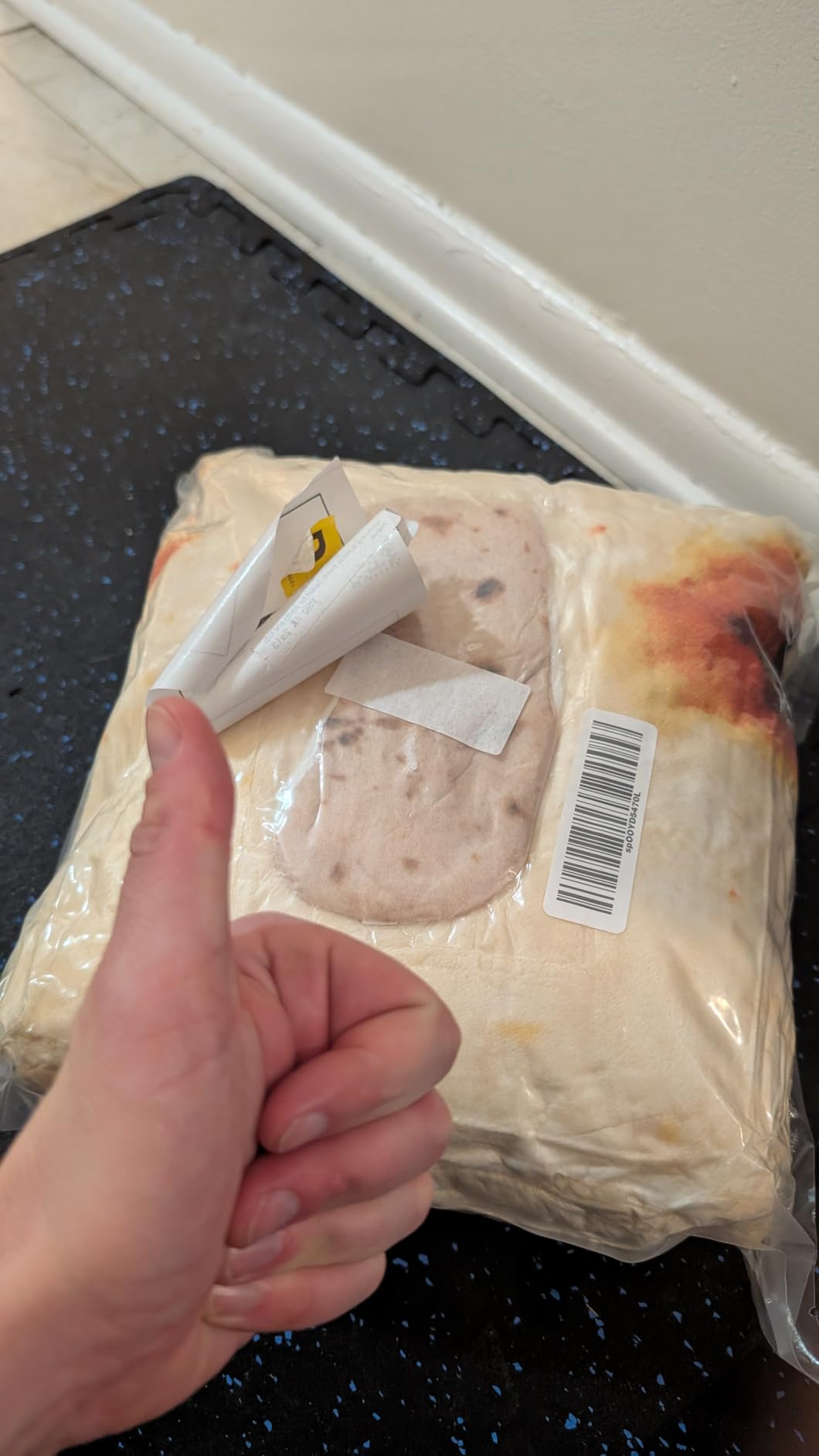 SeaRoomy Burritos Tortilla Blanket, Realistic Food Wrap Blanket Double Sided, Novelty Funny Tortilla Round Soft Blankets (Beige, 47 inches) - Customer Photo 2