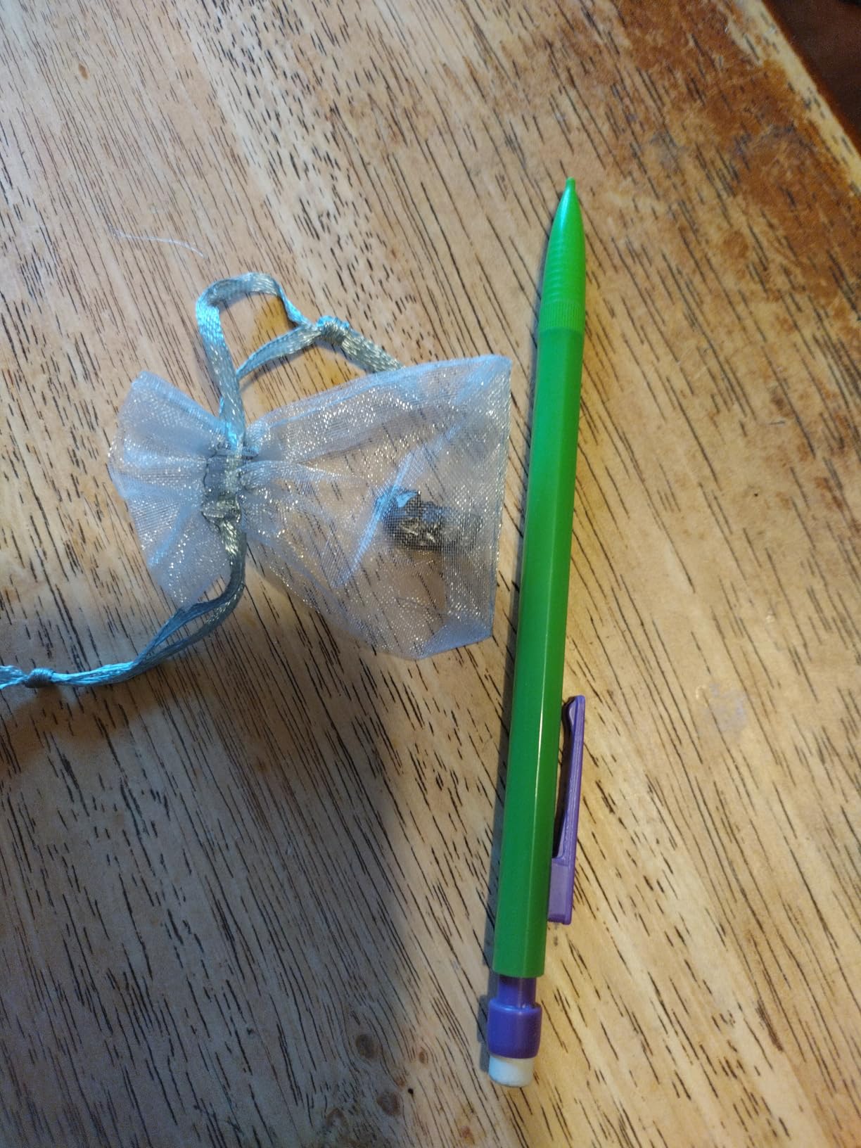 happylandgifts® Shooting Star for him and her with Personalized Certificate | Iron Meteorite for Space and NASA Enthusiasts | 6th Iron Anniversary and Lovers | Space Stuff | Moon Rock - Customer Photo 2