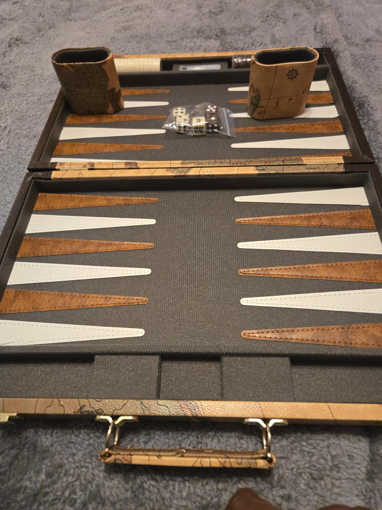 CARIANS Chocolate Gift Box, Assorted Luxury Premium Pralines Gourmet Chocolate Basket, Dark, Milk & Truffles, Box of Candy, Great for Gift Giving, Anniversary, Thanksgiving, Christmas Customer Review CARIANS Chocolate Gift Box, Assorted Luxury Premium Pralines Gourmet Chocolate Basket, Dark, Milk & Truffles, Box of Candy, Great for Gift Giving, Anniversary, Thanksgiving, Christmas - Customer Photo 1