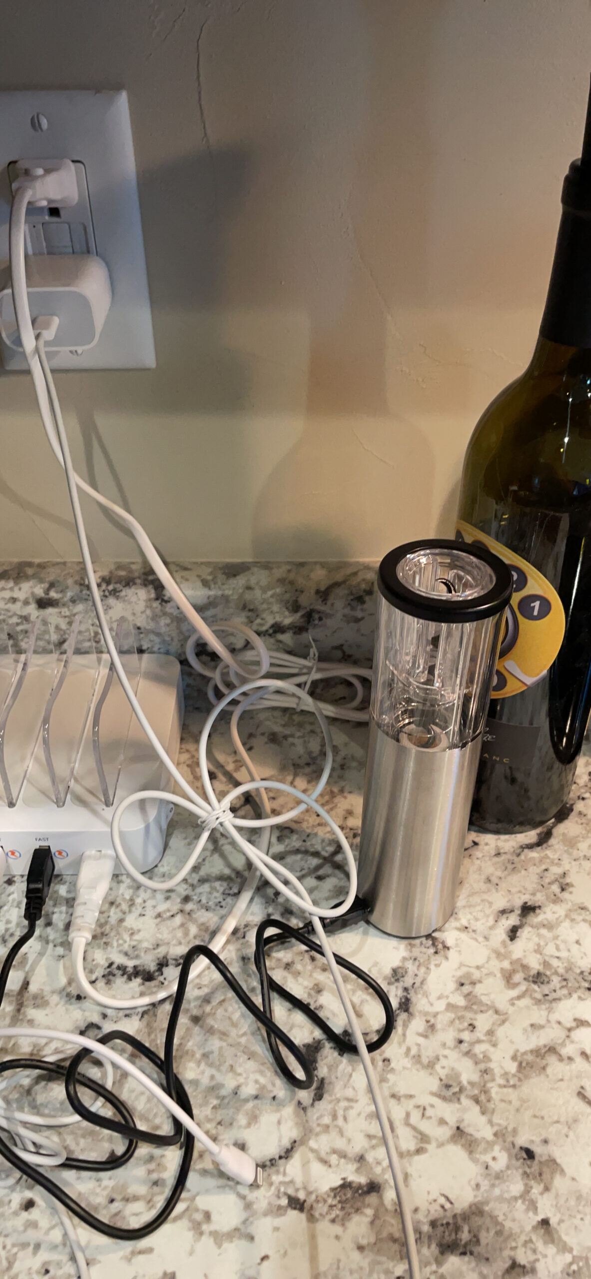 EZBASICS Electric Wine Opener, Automatic Wine Bottle Opener Set with Foil Cutter Vacuum Stopper and Wine Aerator Pourer for Wine Lovers Gift Home Kitchen Party Bar Wedding Rechargeable, Silver Customer Review EZBASICS Electric Wine Opener, Automatic Wine Bottle Opener Set with Foil Cutter Vacuum Stopper and Wine Aerator Pourer for Wine Lovers Gift Home Kitchen Party Bar Wedding Rechargeable, Silver - Customer Photo 1