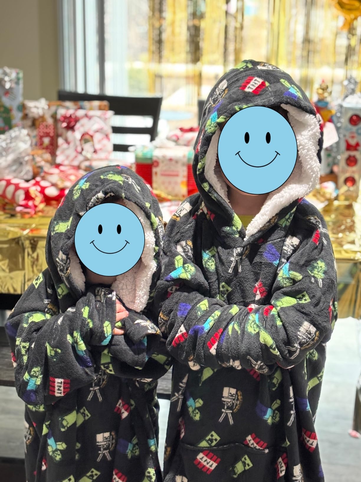 Minecraft Boys Oversized Blanket Hoodie, Fleece Blanket Dressing Gown for Kids Teenagers - Customer Photo 1