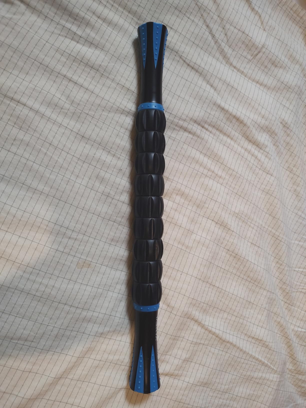 Yansyi Muscle Roller Stick for Athletes - Body Massage Stick - Release Myofascial Trigger Points Reduce Muscle Soreness Tightness Leg Cramps & Back Pain for Physical Therapy & Recovery (Blue 1) Customer Review Yansyi Muscle Roller Stick for Athletes - Body Massage Stick - Release Myofascial Trigger Points Reduce Muscle Soreness Tightness Leg Cramps & Back Pain for Physical Therapy & Recovery (Blue 1) - Customer Photo 1