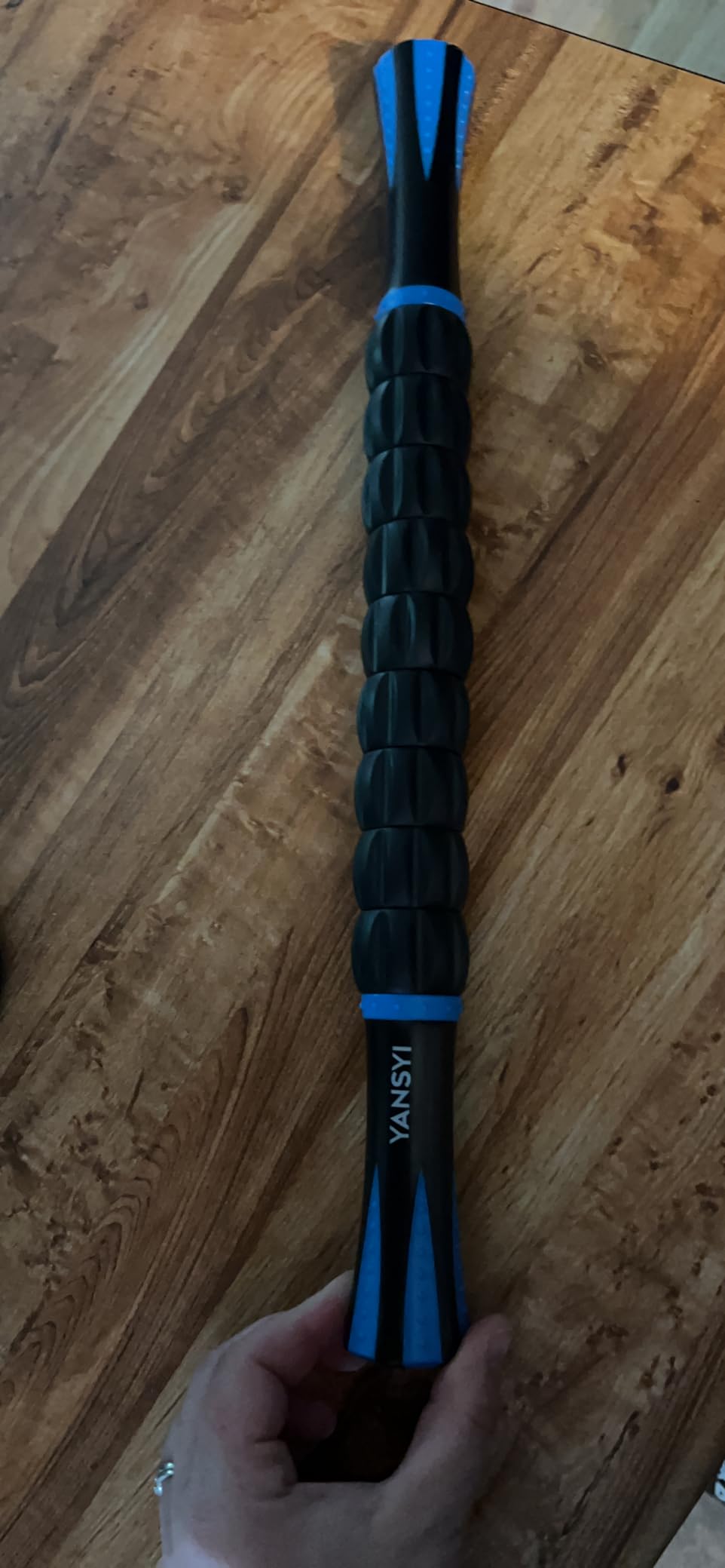 Yansyi Muscle Roller Stick for Athletes - Body Massage Stick - Release Myofascial Trigger Points Reduce Muscle Soreness Tightness Leg Cramps & Back Pain for Physical Therapy & Recovery (Blue 1) Customer Review Yansyi Muscle Roller Stick for Athletes - Body Massage Stick - Release Myofascial Trigger Points Reduce Muscle Soreness Tightness Leg Cramps & Back Pain for Physical Therapy & Recovery (Blue 1) - Customer Photo 2