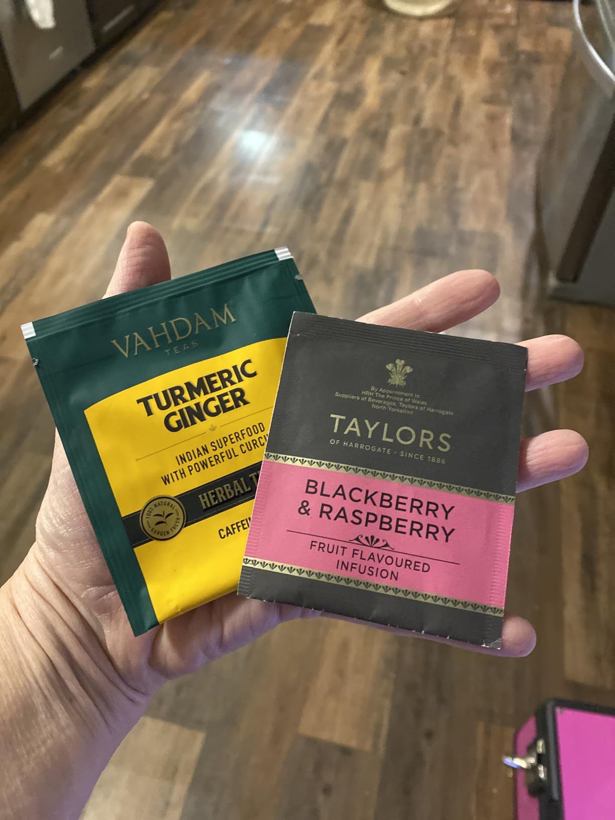 VAHDAM, Assorted Tea Sampler (20 Delicious Variety, 40 Individually Wrapped Pyramid Teabags) Long Leaf Premium Teas I Christmas Tea Gift Set - Customer Photo 2