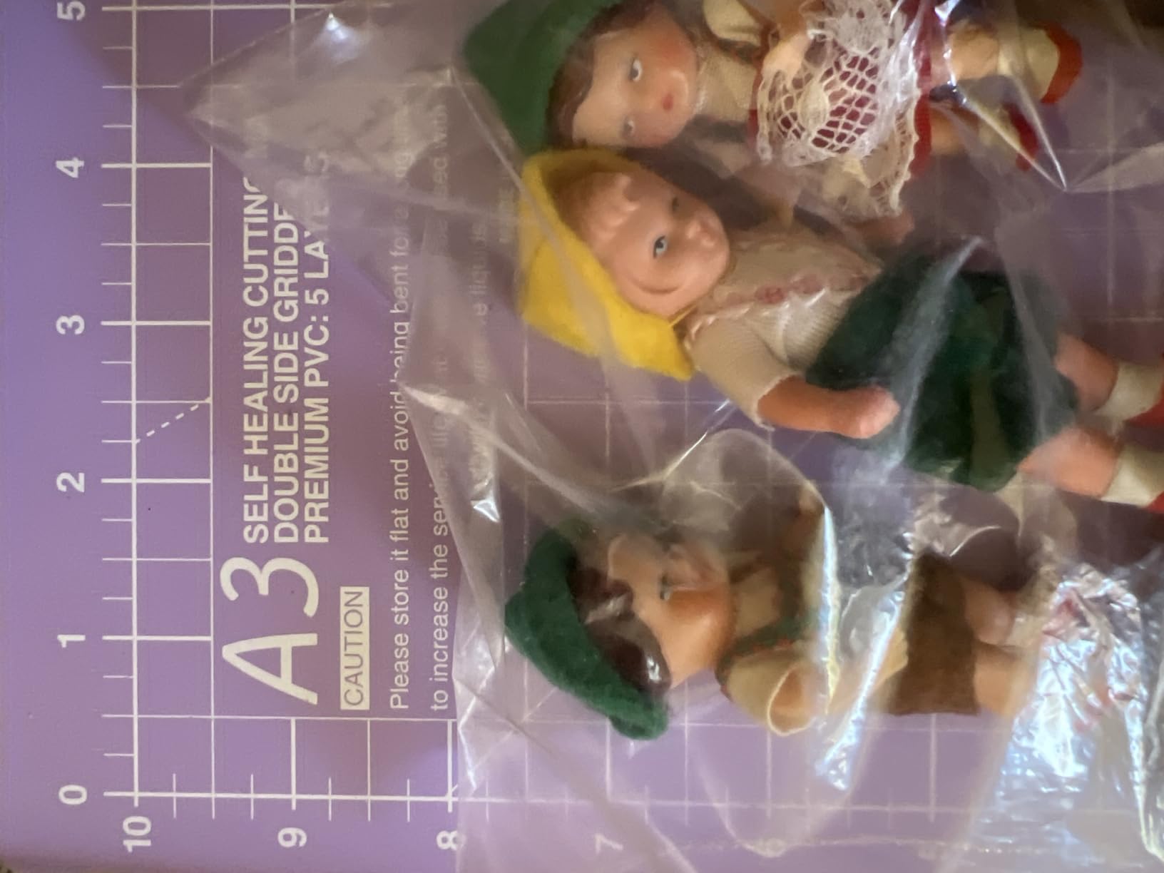 39 Pcs Rotary Cutter Set Pink - Quilting Kit incl. 45mm Fabric Cutter with 5 Extra Blades, A4 Cutting Mat, Craft Knife Set, Quilting Ruler and Sewing Clips, Ideal for Crafting, Sewing, Patchworking - Customer Photo 4