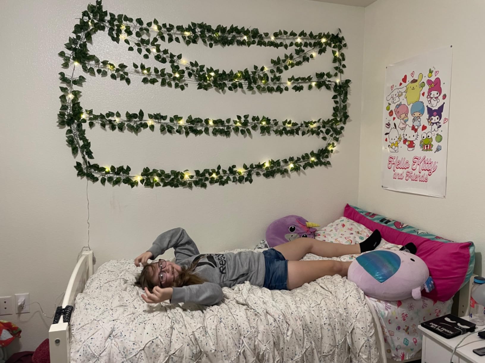 Mind-Glowing Photo Clips String Light - Dreamy Fairy Lights with Clips - Stocking Stuffers for Teen Girls 2025 - Trendy Stuff Room Decor - Christmas Gift for Any Year Old Tween Girl (50 LED, 16.4 ft) - Customer Photo 2