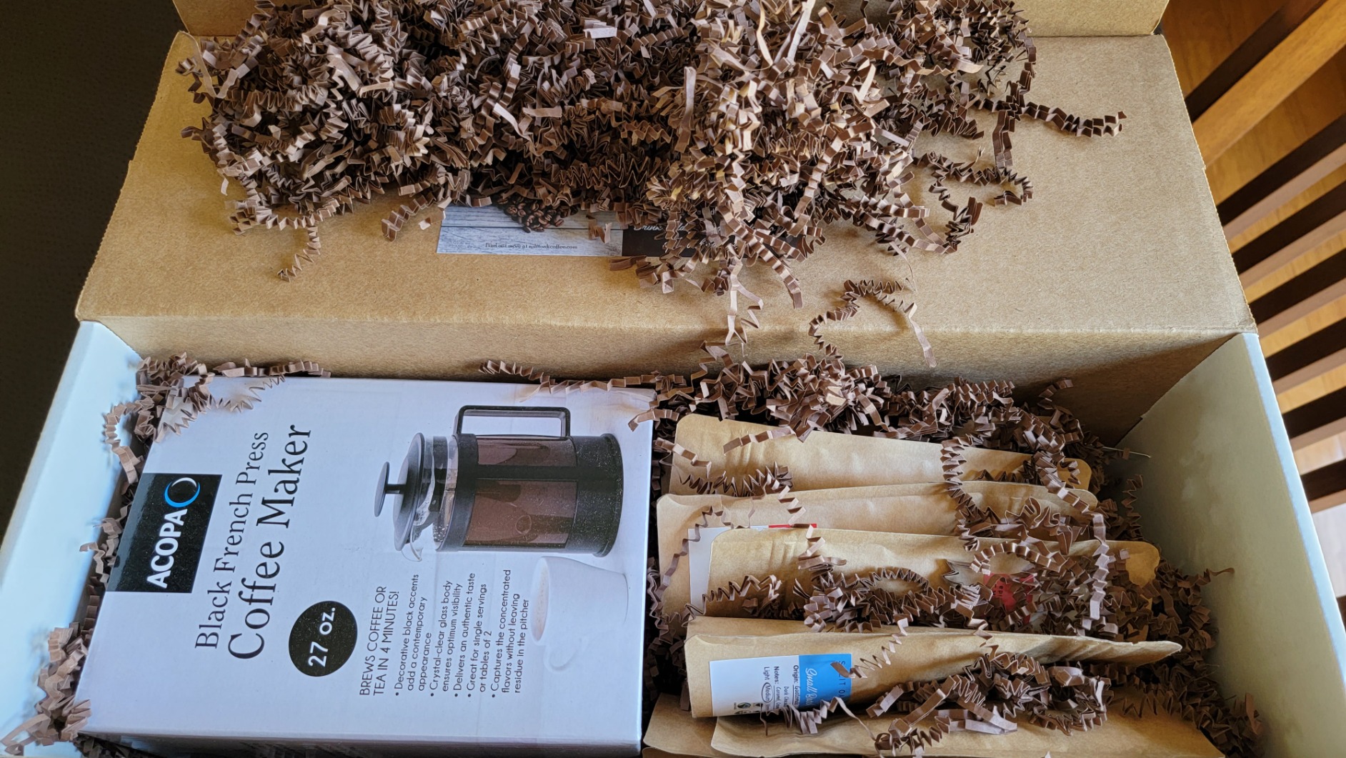 Coffee Gift Box Set 8 Assorted Coffees 2oz plus1 French Press Glass Coffee Maker. Amazing coffees from all over the world. - Customer Photo 2