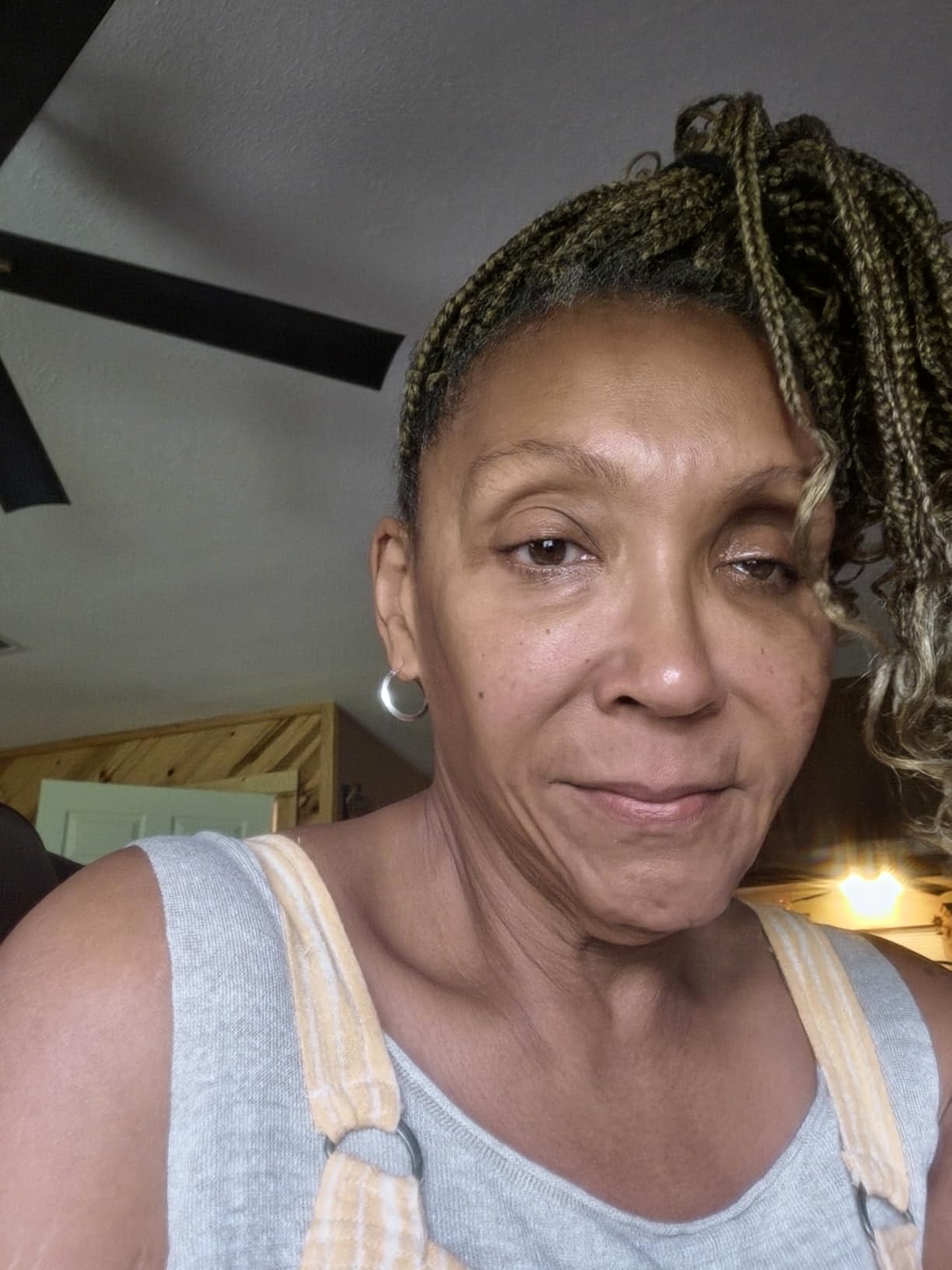 COSRX All About Snail Mucin Korean Skin Care Set, Mini Travel Essentials, Travel Size Gift Set with Snail Mucin Face Wash, Serum, Moisturizer & Eye Cream, Rejuvenating Kit, Stocking Stuffers - Customer Photo 2