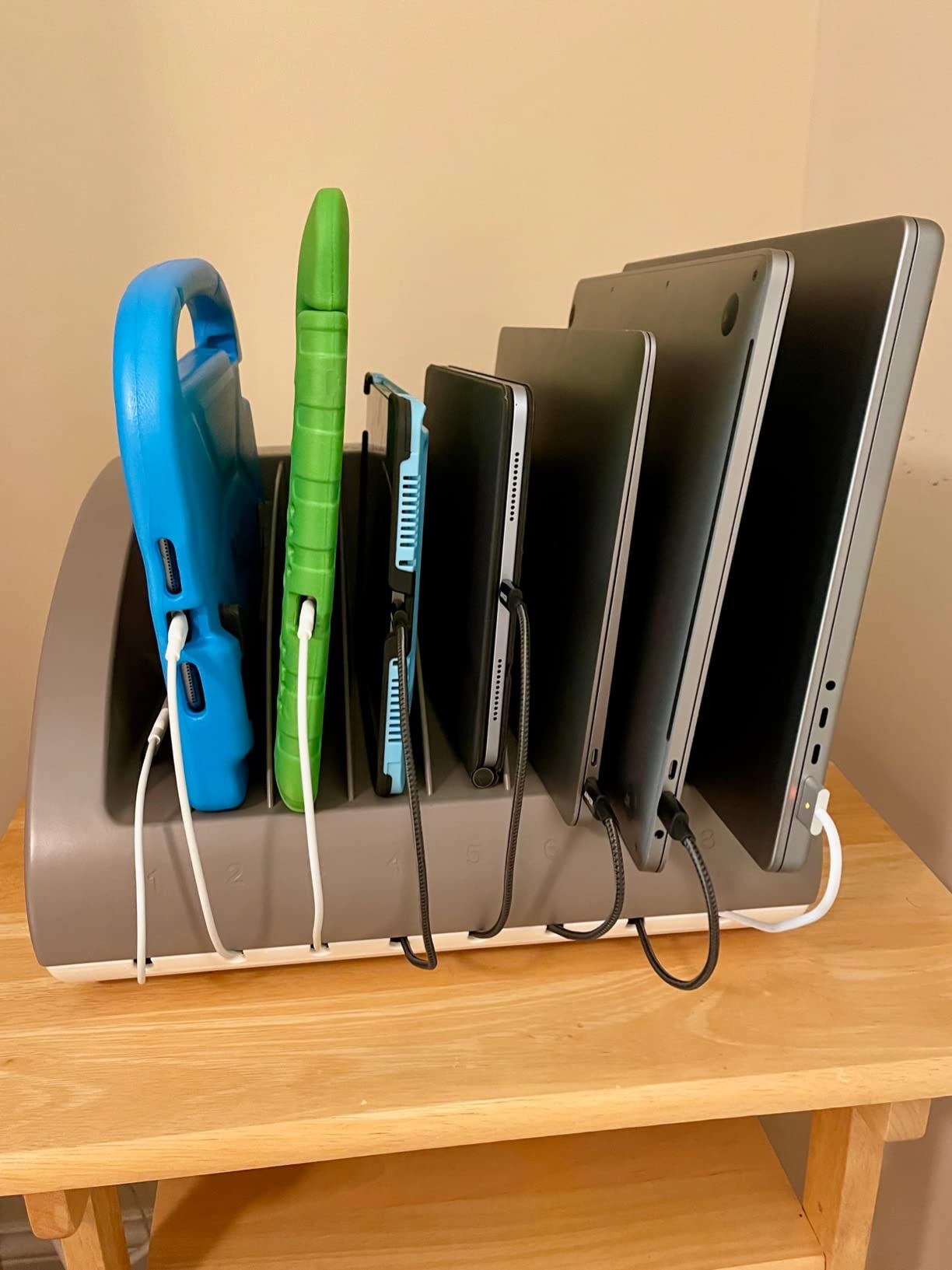POCHAR 8-Device Universal Charging Station for Laptops & Chromebooks – Classroom Organization for iPads, Tablets & More, Ideal for Schools & Offices - Customer Photo 1