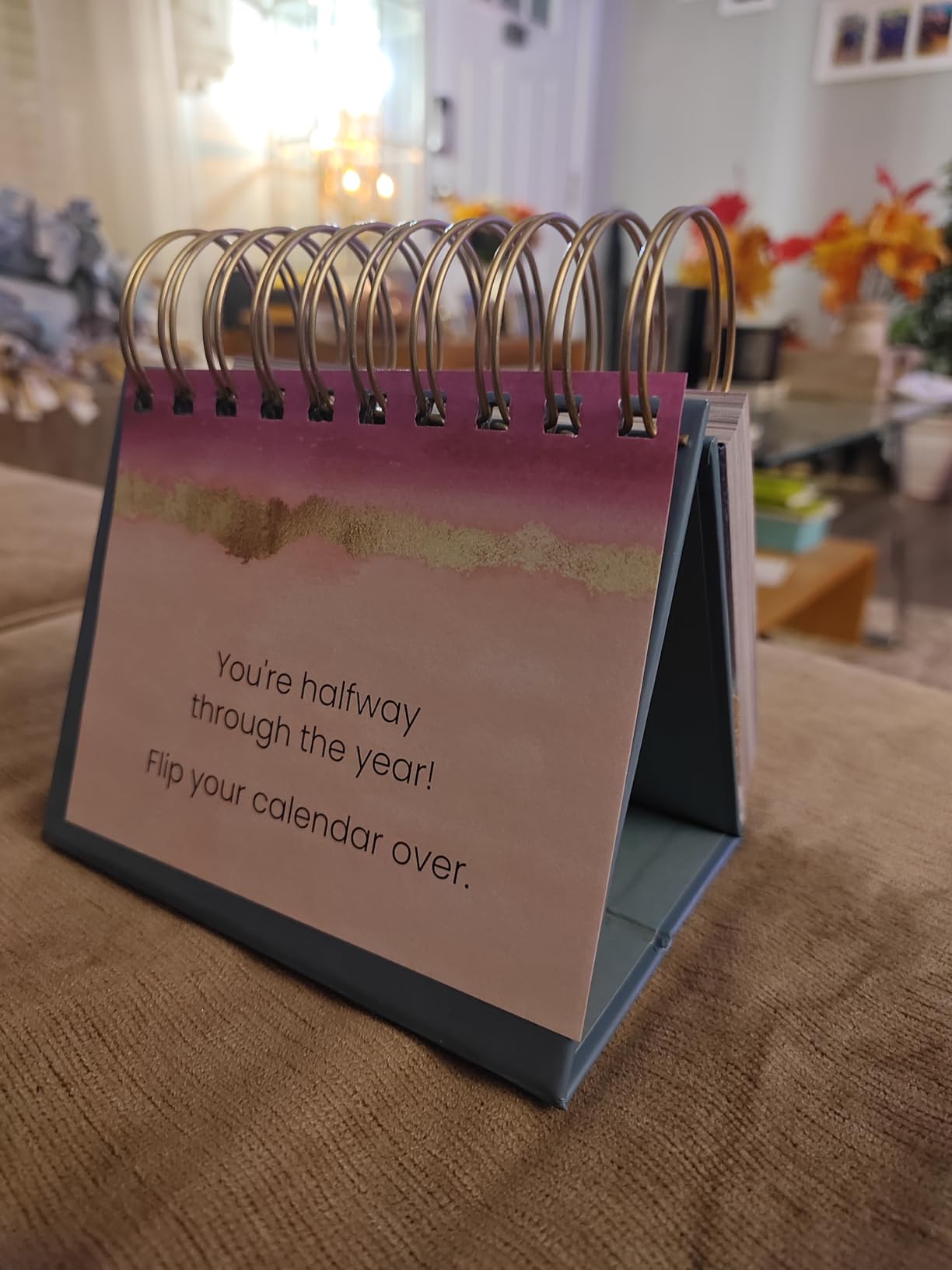 bloom daily planners Undated Perpetual Desk Easel/Inspirational Standing Flip Calendar - Motivational Page a Day - (5.25