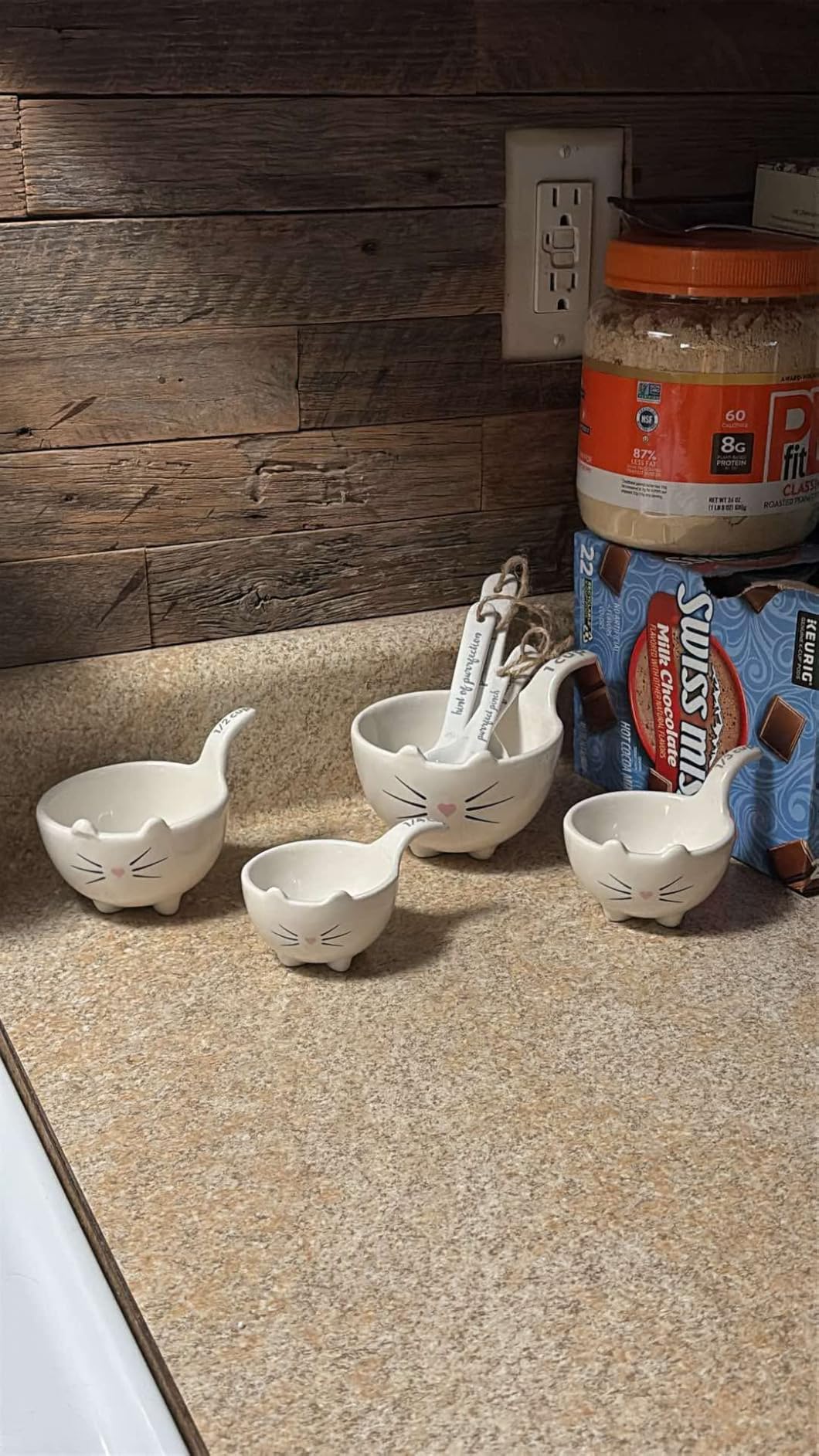 VOTUM White Dachshund Ceramic Measuring Spoon Set – Set of 4 Cute Weiner Dog Themed Kitchen Baking Tools – Gift for Dog Lovers - Customer Photo 1