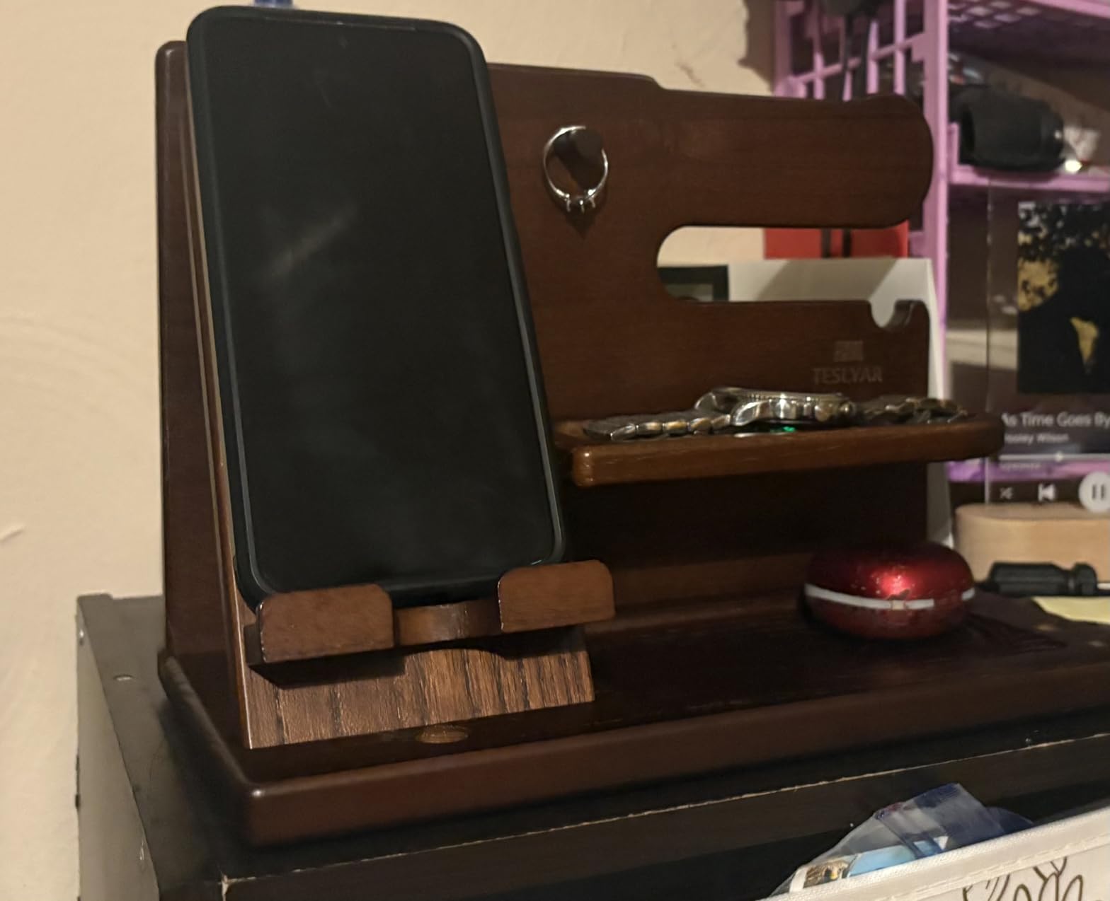 TESLYAR Wood Phone Docking Station for Men - Desk or Nightstand Organizer - Birthday Gifts for Husband, Dad - Anniversary Idea from Wife - Key Holder, Stand Wallet, Watch & Essentials (Bourbon Brown) Customer Review TESLYAR Wood Phone Docking Station for Men - Desk or Nightstand Organizer - Birthday Gifts for Husband, Dad - Anniversary Idea from Wife - Key Holder, Stand Wallet, Watch & Essentials (Bourbon Brown) - Customer Photo 2