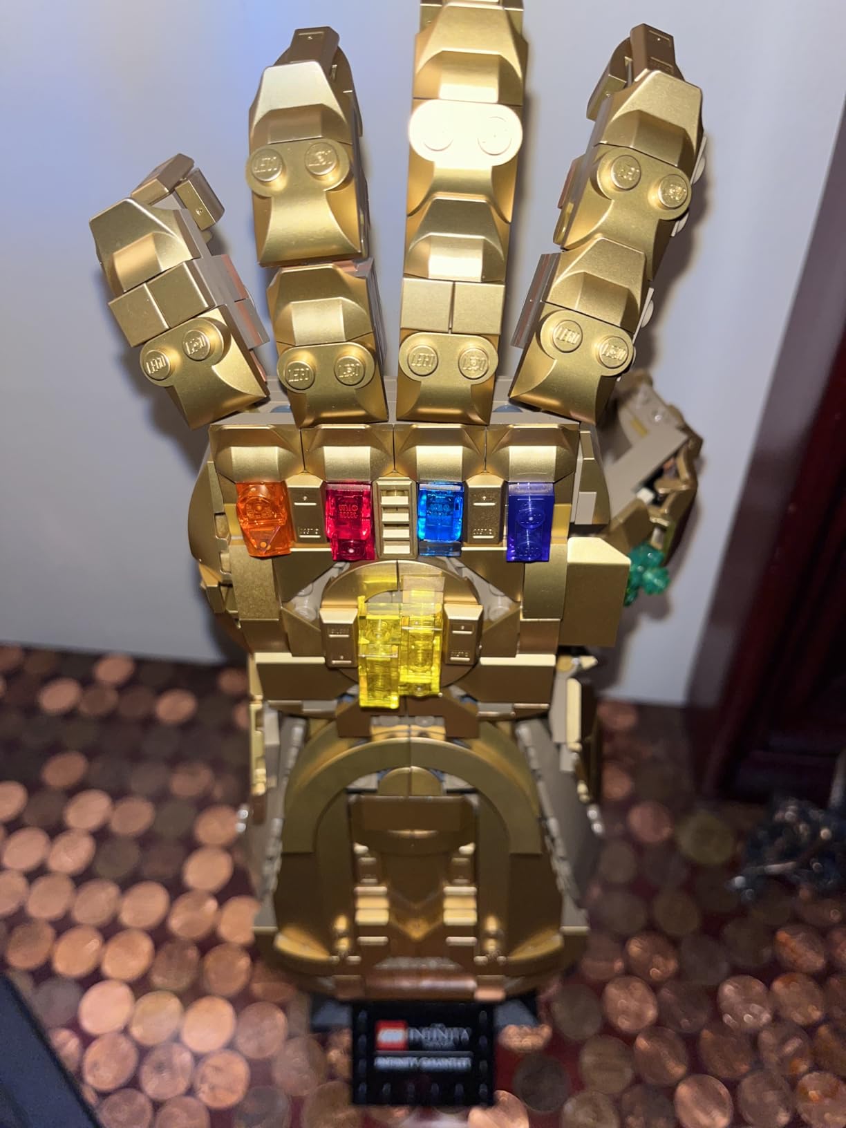 LEGO Marvel Infinity Gauntlet Set 76191 Collectible Thanos Glove with Infinity Stones, Building Set, Avengers Gift Idea for Adults and Teens, Model Kits for Decoration and Display Customer Review LEGO Marvel Infinity Gauntlet Set 76191 Collectible Thanos Glove with Infinity Stones, Building Set, Avengers Gift Idea for Adults and Teens, Model Kits for Decoration and Display - Customer Photo 1