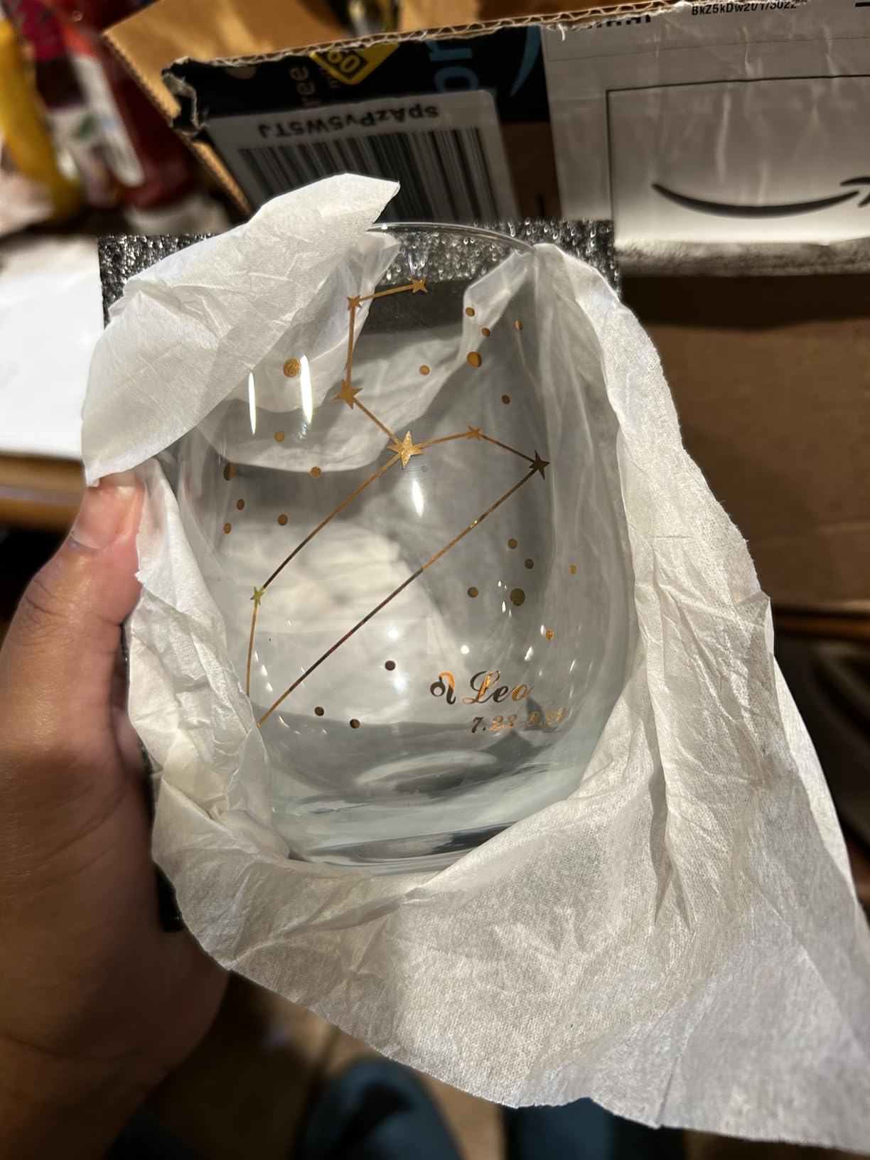 HOHY Scorpio Zodiac Wine Glass 20 Oz, Scorpio Zodiac Birthday Horoscope Gifts for Women, Birthday Wine Glass Astrology Constellation Christmas Gifts for Women, Constellation Wine Glasses Golden - Customer Photo 1