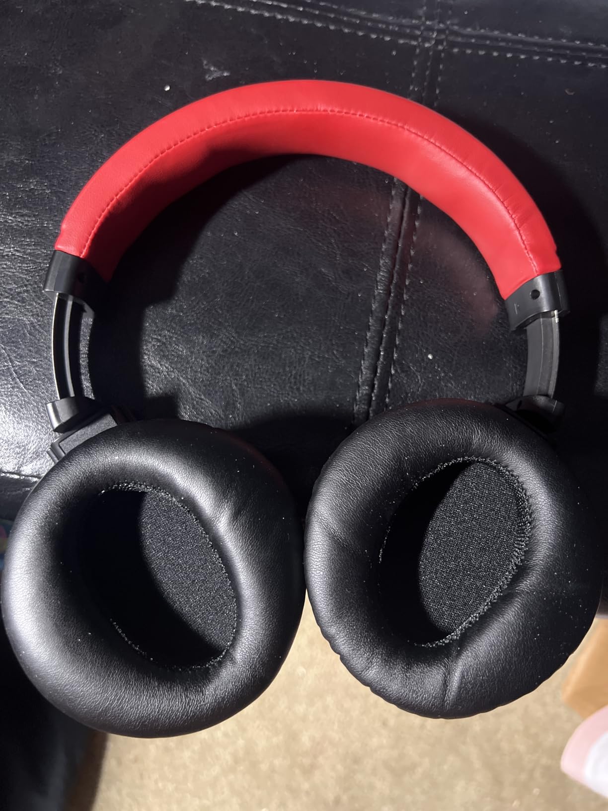 Million Sold Classic E7 Active Noise Cancelling Headphones with Upgraded HD Sound, Wireless Bluetooth Headphones Over The Ear Unequaled Comfort, Vivid Deep Bass, for Home Office Travel Birthday Gift - Customer Photo 1