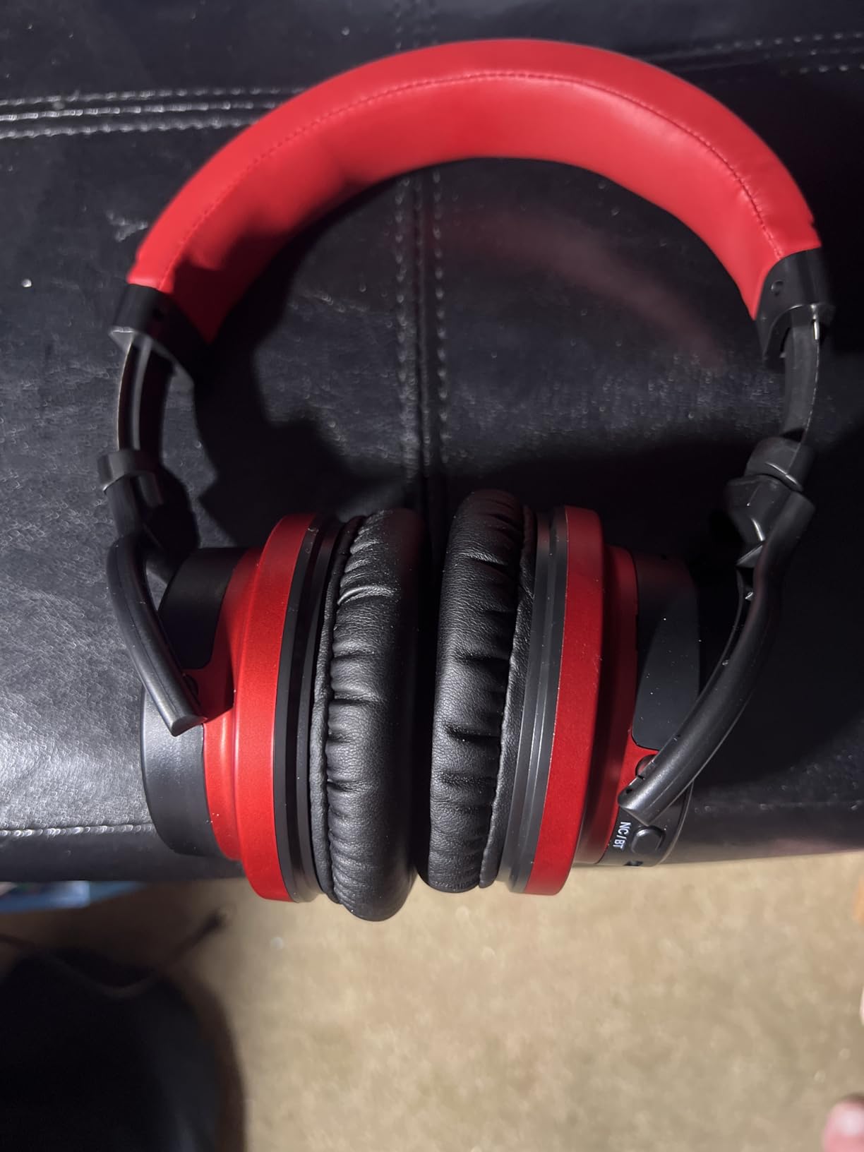 Million Sold Classic E7 Active Noise Cancelling Headphones with Upgraded HD Sound, Wireless Bluetooth Headphones Over The Ear Unequaled Comfort, Vivid Deep Bass, for Home Office Travel Birthday Gift - Customer Photo 2