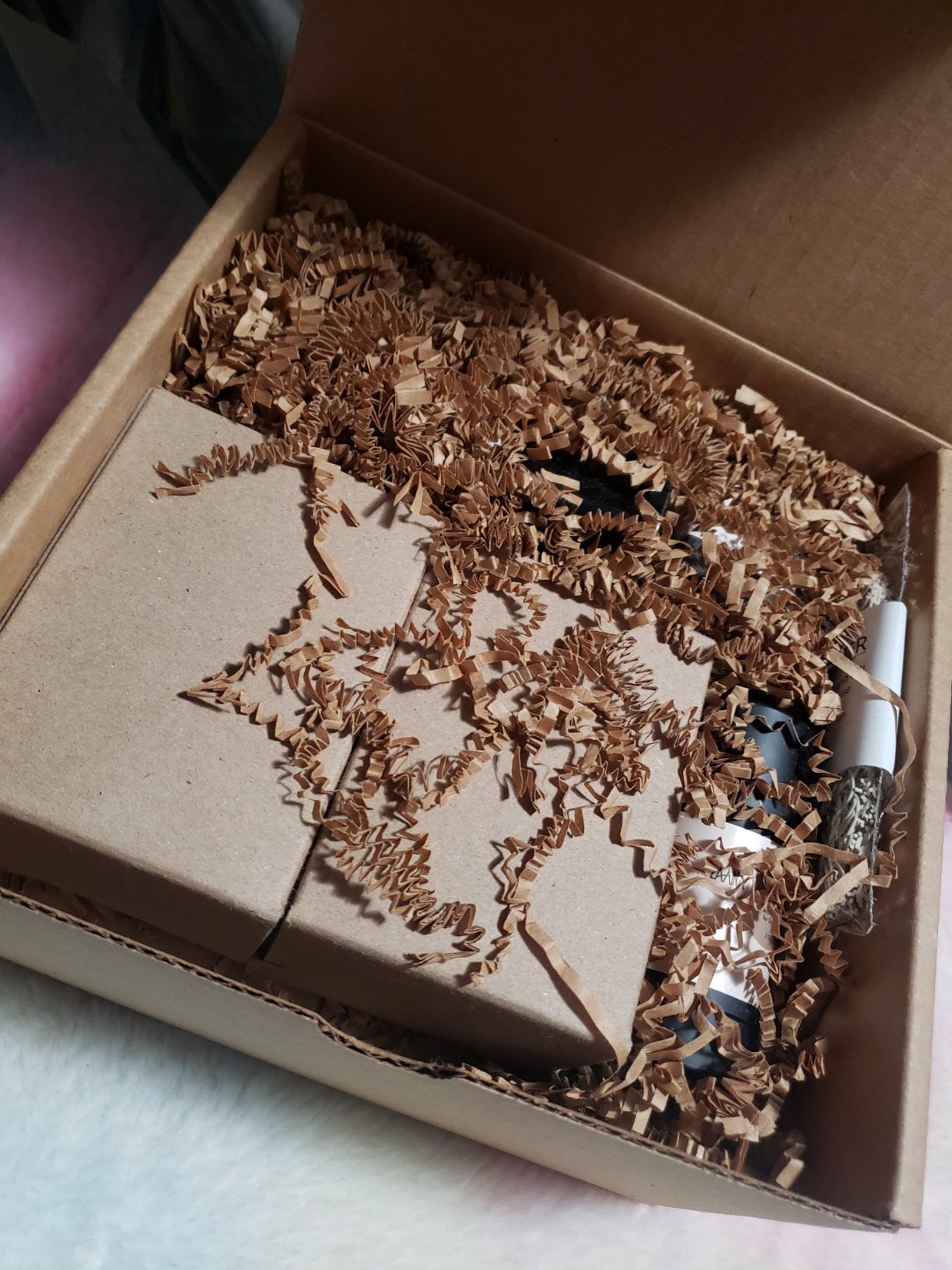 ZAAINA Men's Self Care Package, Relaxation Spa Gift Set for Him - Luxury Natural Handmade Grooming Kit for Husband Dad Friend, Birthday & Christmas Gifts for Men (Premium Set with Whiskey Candle) Customer Review ZAAINA Men's Self Care Package, Relaxation Spa Gift Set for Him - Luxury Natural Handmade Grooming Kit for Husband Dad Friend, Birthday & Christmas Gifts for Men (Premium Set with Whiskey Candle) - Customer Photo 2