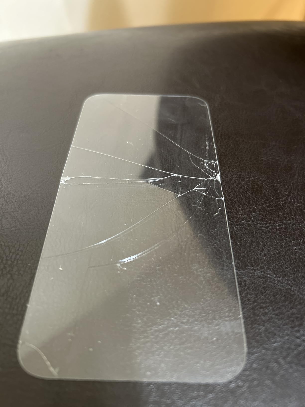 Ailun Screen Protector for iPhone 16e / iPhone 14 / iPhone 13 / iPhone 13 Pro [6.1 Inch] Display 3 Pack Tempered Glass, Case Friendly [Not for iPhone 16 6.1 Inch] - Customer Photo 1