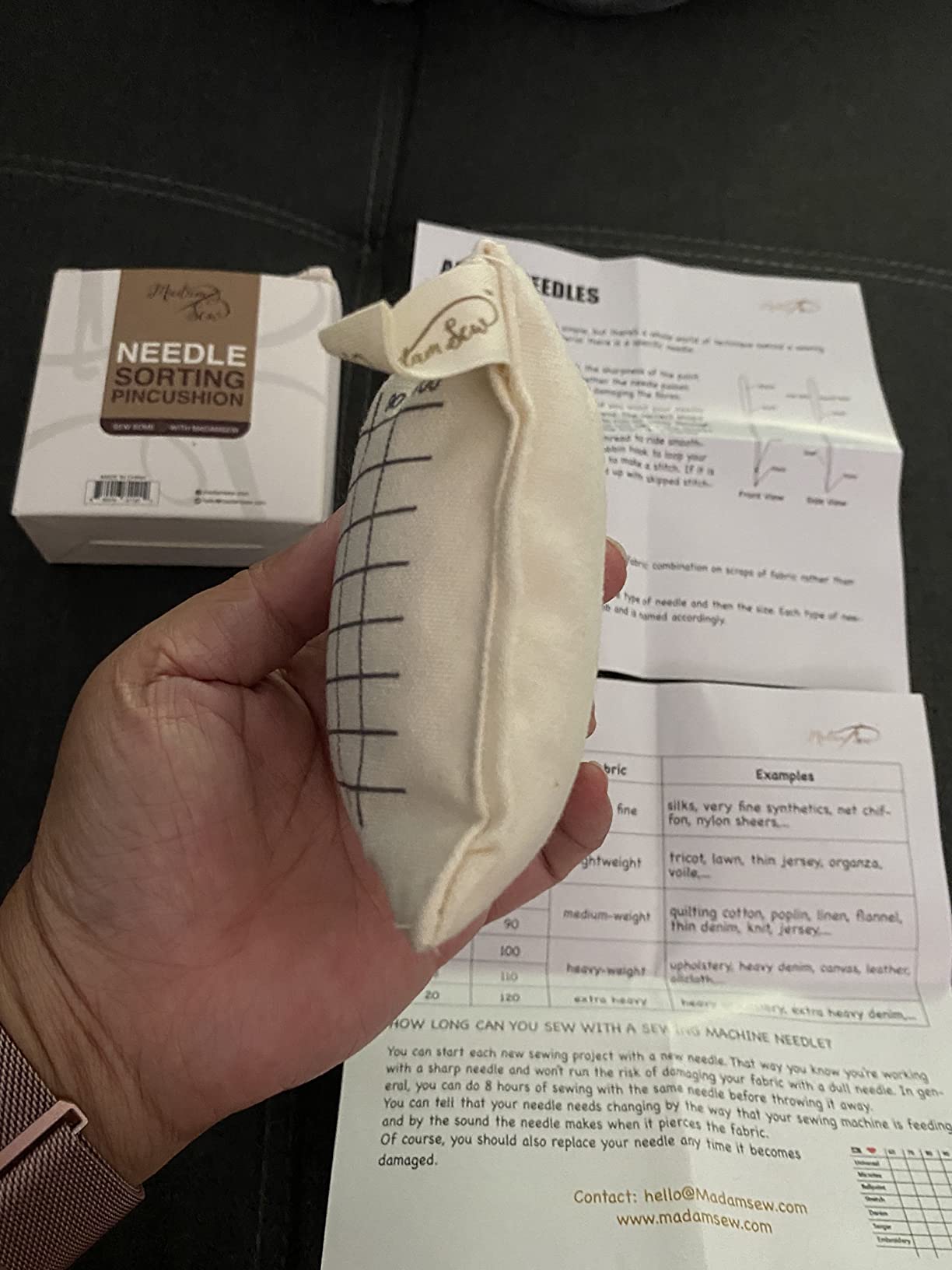 Madam Sew Needle Sorting Pin Cushion – Sewing Pin Holder Pincushion Organizes Sewing Machine Needles for Fast, Easy Identification – Sorts 5 Sizes and 7 Types of Quilting and Embroidery Needles - Customer Photo 4