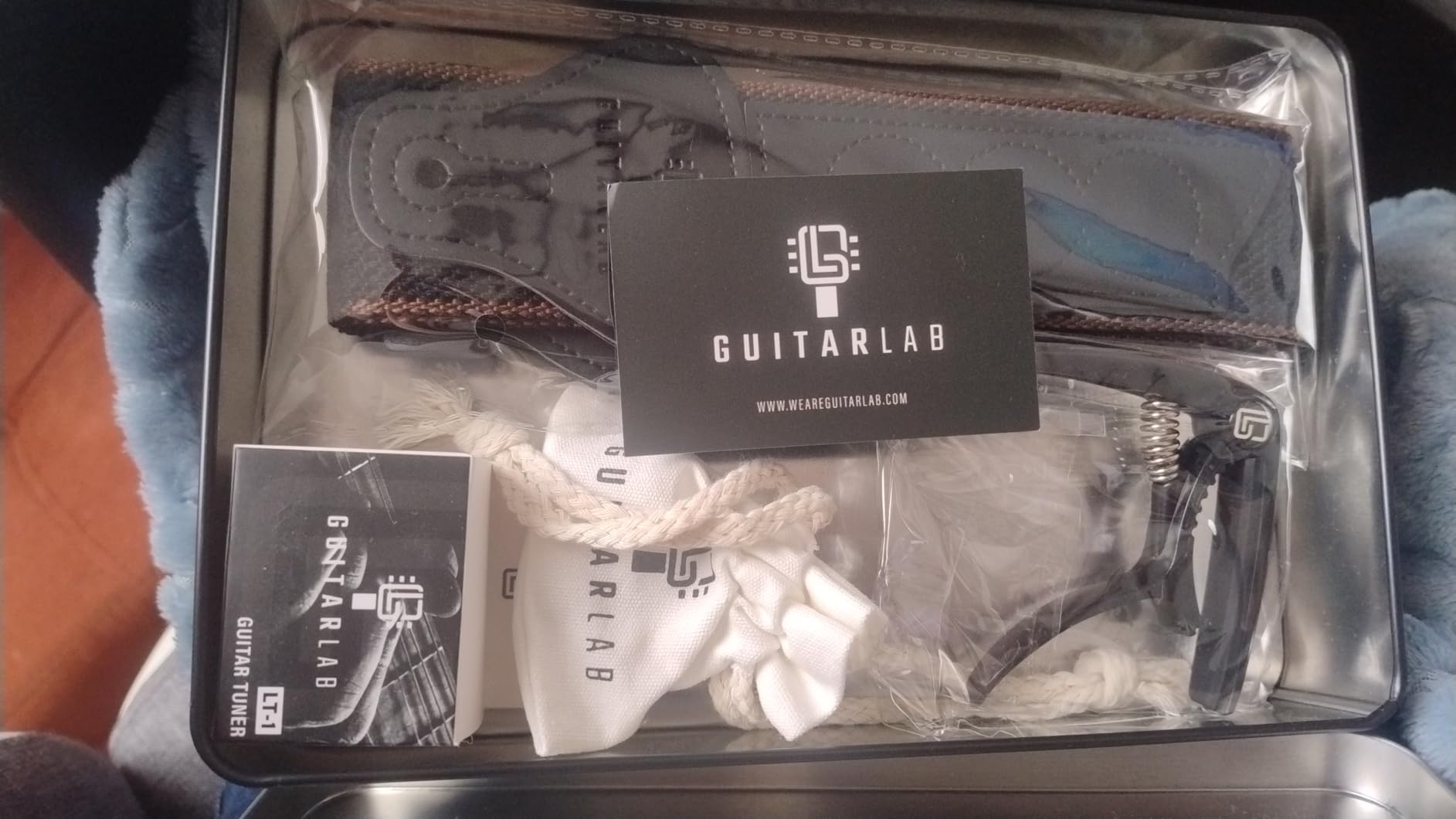 Guitar Accessories Kit by Guitar Lab – Premium Metal Tin with Guitar Strap, Capo, Tuner, Picks for Acoustic, Bass, Electric & Ukulele Guitars – Ideal Guitar Gifts for Men, Beginners, and Pros - Customer Photo 1