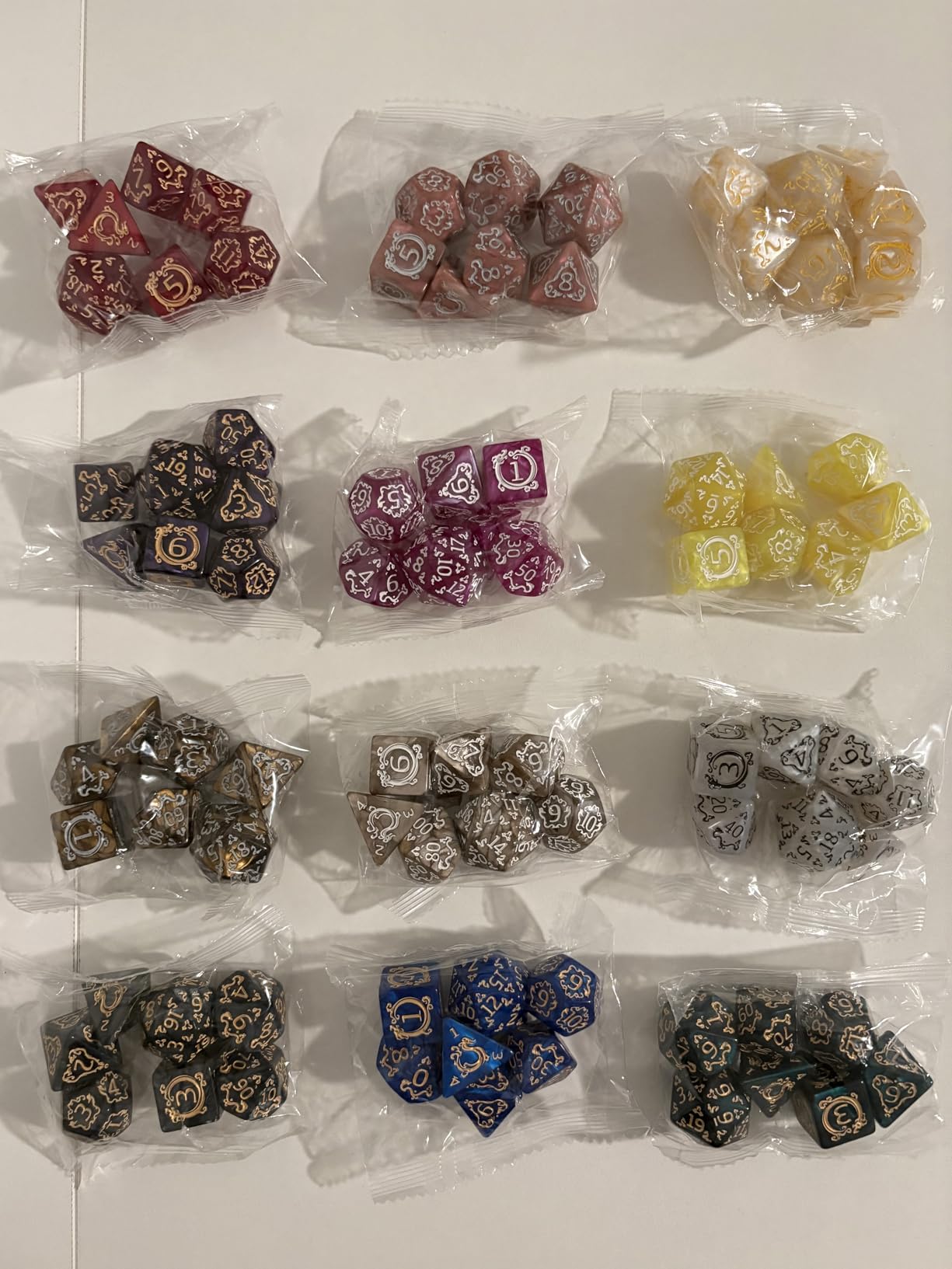 CiaraQ DND Dice Sets - 26 X 7 Polyhedral Dice (182pcs) with a Large Drawstring Bag Great for Dungeons and Dragons, Role Playing Table Game. Customer Review CiaraQ DND Dice Sets - 26 X 7 Polyhedral Dice (182pcs) with a Large Drawstring Bag Great for Dungeons and Dragons, Role Playing Table Game. - Customer Photo 3