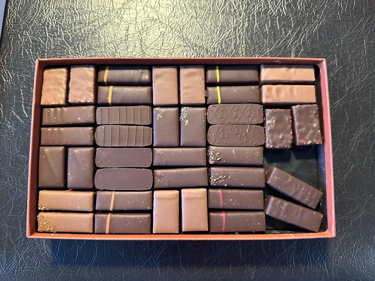 La Maison Du Chocolat Premium Dark And Milk Chocolate Coffret Maison Gift Box - 40pcs Gourmet French Chocolate Customer Review La Maison Du Chocolat Premium Dark And Milk Chocolate Coffret Maison Gift Box - 40pcs Gourmet French Chocolate - Customer Photo 1