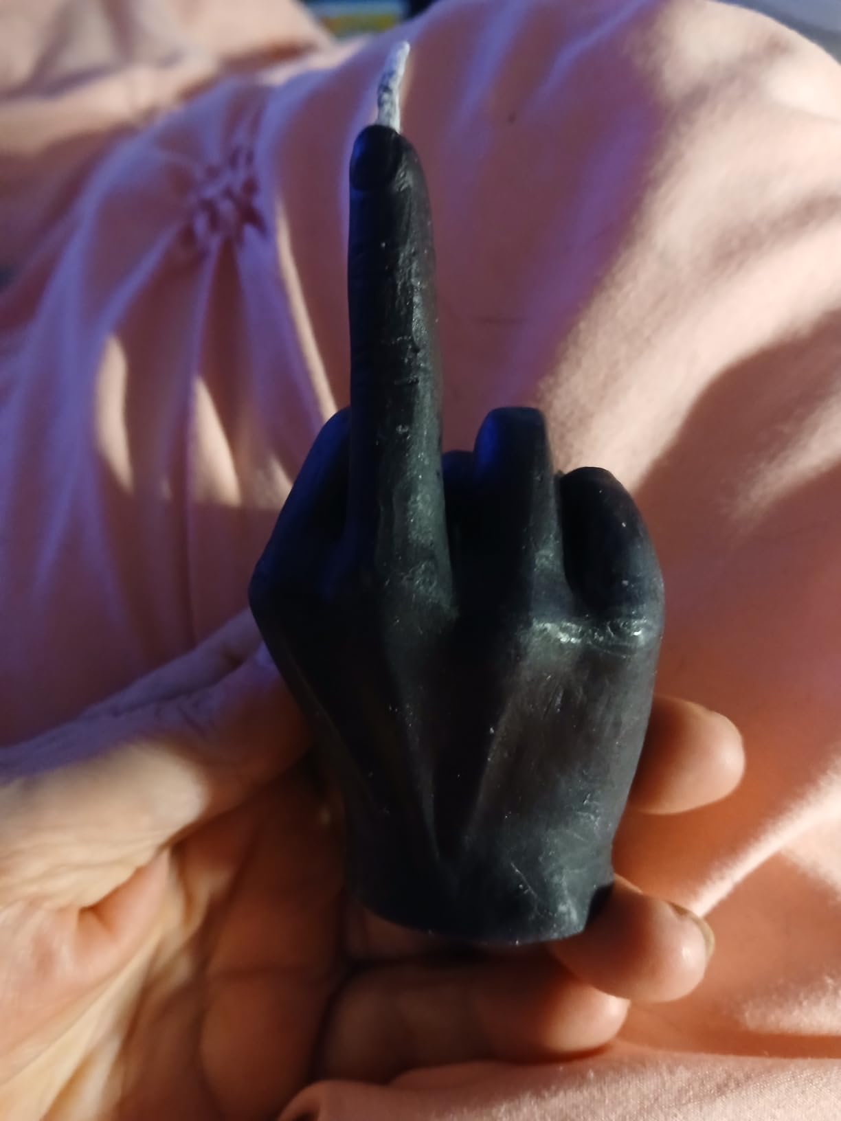 Middle Finger Scented Candle Danish Pastel Room Decor Aesthetic Pine Fragrance Soy Wax Aromatherapy Hand Gesture Candles Desk Statues Sculpture Ornaments Gift for House Bedroom Supplies Milky - Customer Photo 2