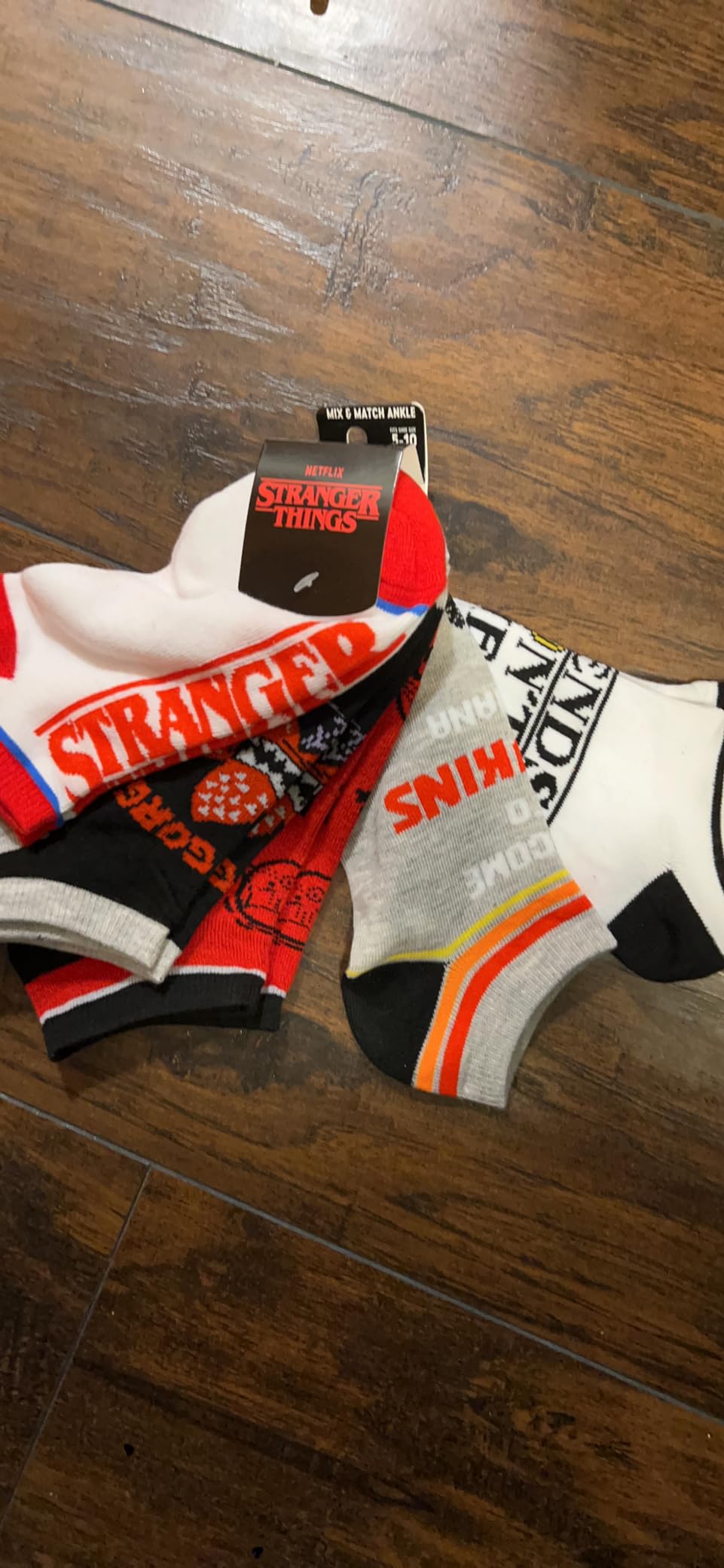 Bioworld Stranger Things Logos Casual Ankle Socks for Men 5-Pack - Customer Photo 1