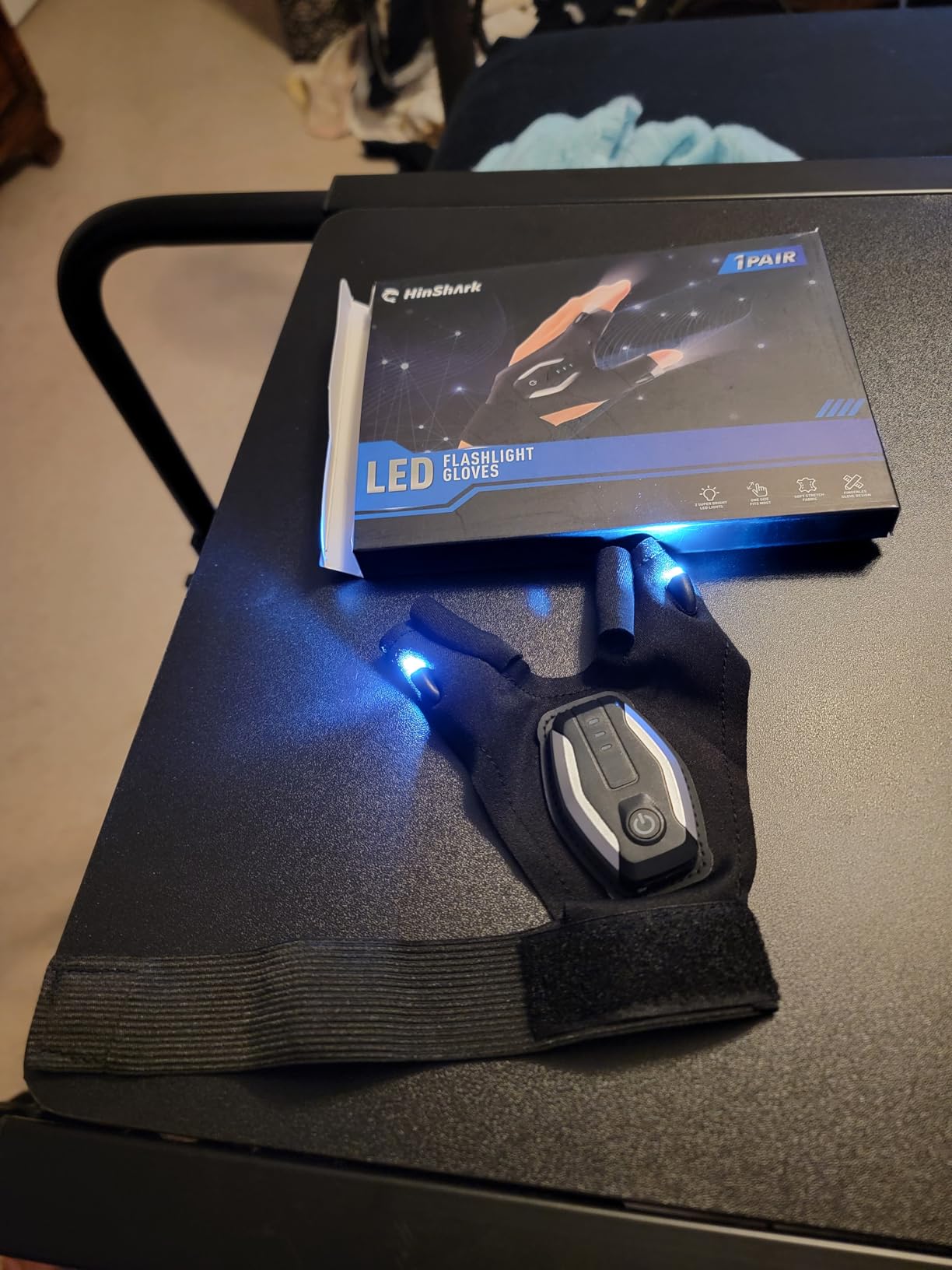 Stocking Stuffers Gifts for Men LED Flashlight Gloves, Mens Gifts for Christmas Anniversary Birthday Gifts for Men Dad Husband Him Husband, Camping Essentials Cool Gadgets Tools for Fishing Repairing Customer Review Stocking Stuffers Gifts for Men LED Flashlight Gloves, Mens Gifts for Christmas Anniversary Birthday Gifts for Men Dad Husband Him Husband, Camping Essentials Cool Gadgets Tools for Fishing Repairing - Customer Photo 1