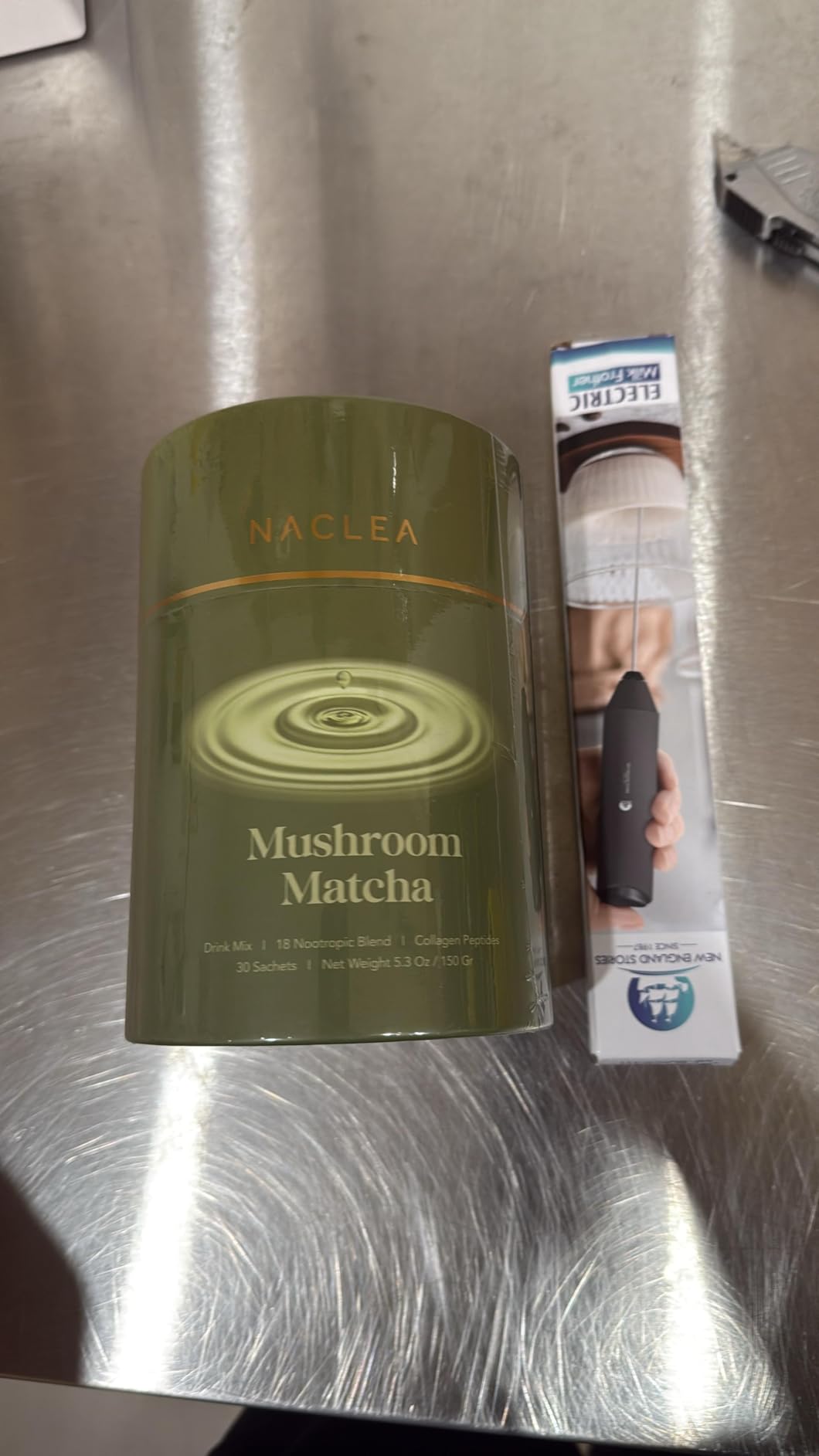 Powerful Milk Frother Wand - Mini Handheld Milk Frother with Stainless Steel Whisk - Battery-Powered Drink Mixer for Coffee, Lattes, Cappuccinos, Matcha - Coffee Enthusiasts Gift - Black - Customer Photo 2