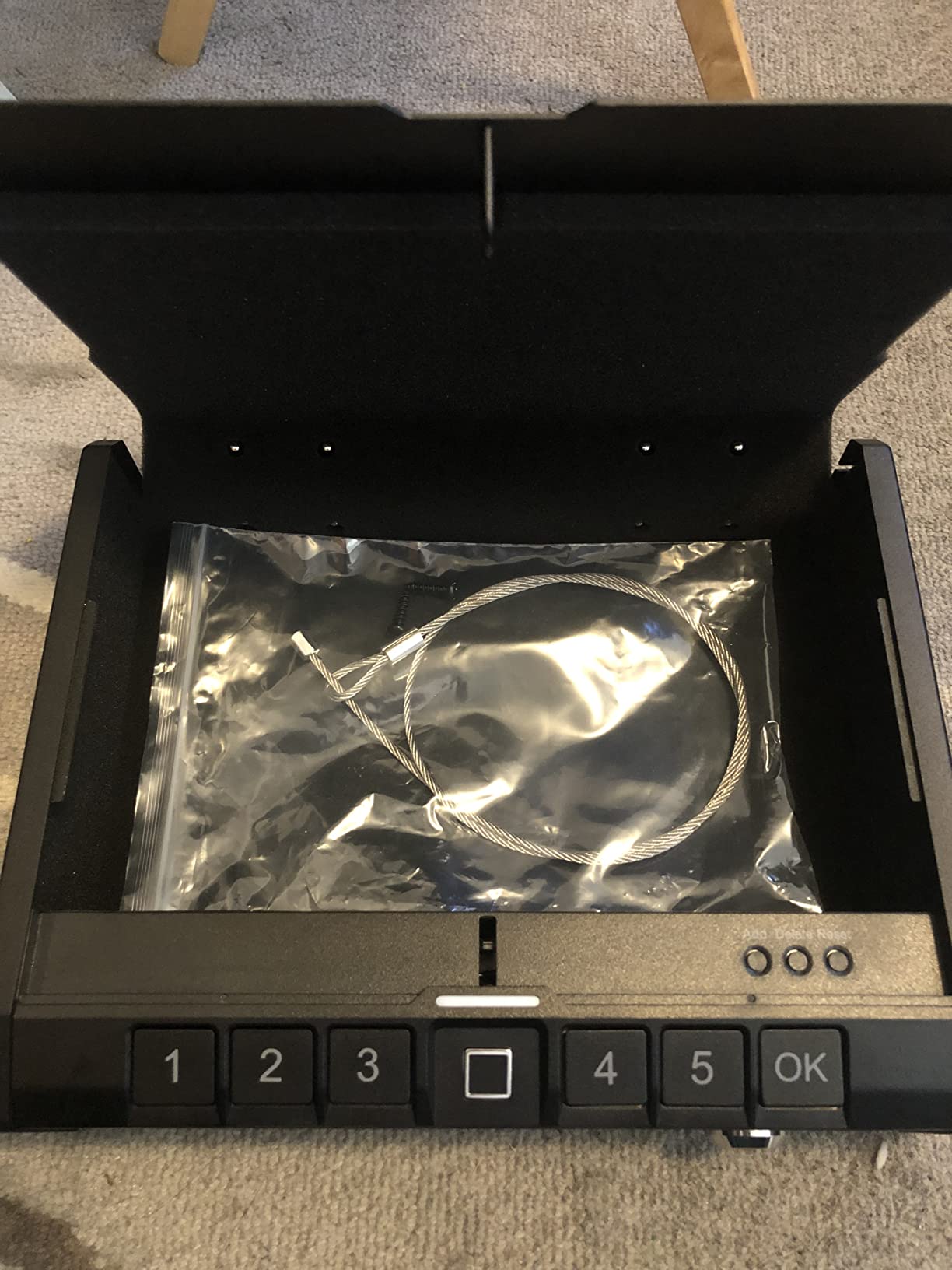 AINIRO Gun Safe for Pistols - Biometric Gun Safe for Handgun, Quick-Access Gun Lock with Fingerprint Identification or Key Pad, Firearm Storage Home Bedside Nightstand Car - Customer Photo 3